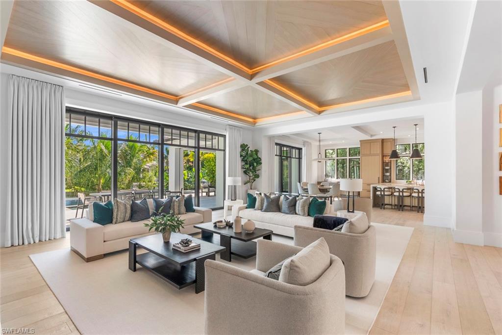 Naples, Florida, 34102, United States, 4 Bedrooms Bedrooms, ,6 BathroomsBathrooms,Residential,For Sale,2003055