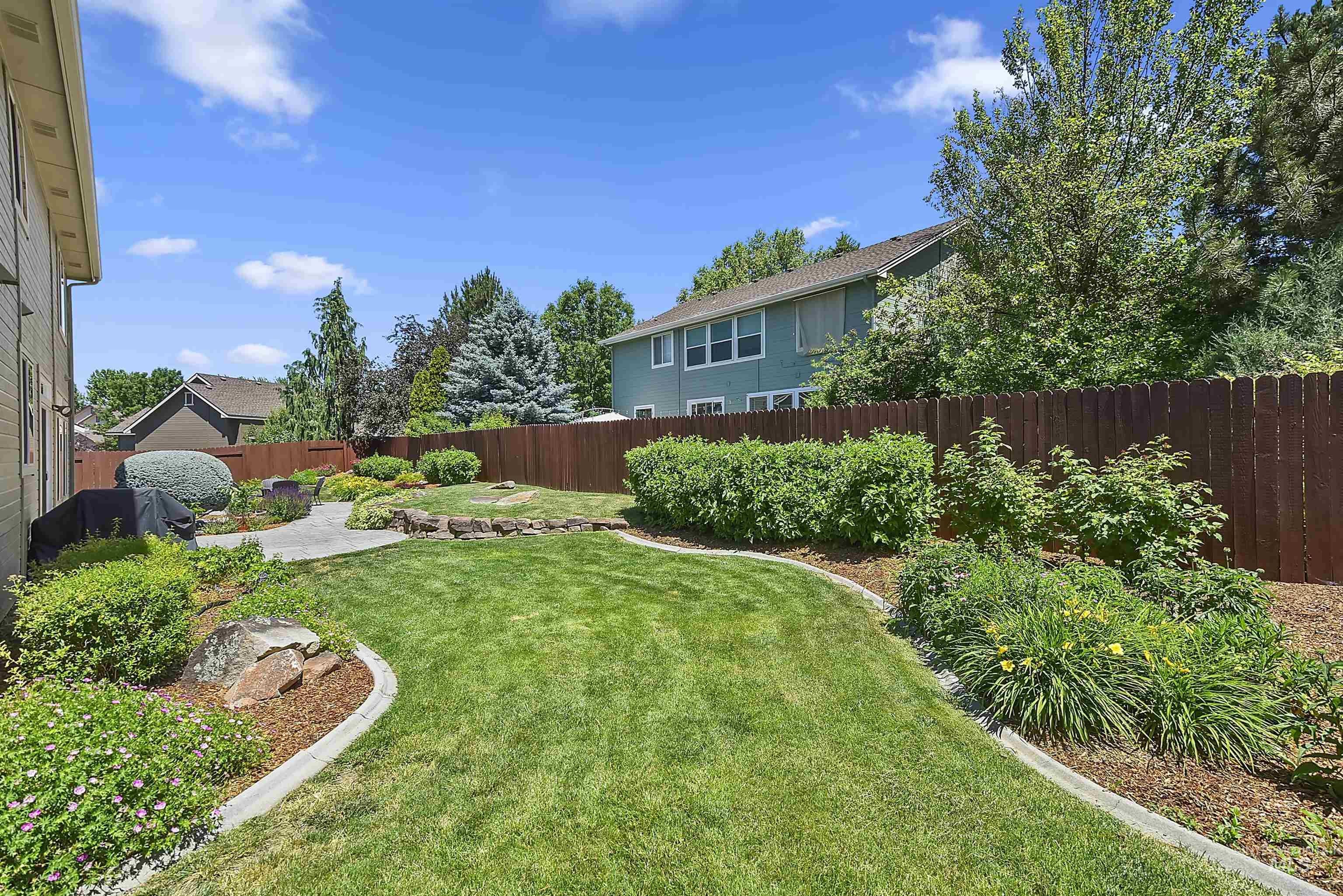 1728 Lopez Way, Eagle, Idaho, 83616, United States, 4 Bedrooms Bedrooms, ,3 BathroomsBathrooms,Residential,For Sale,1728 Lopez Way,1437511