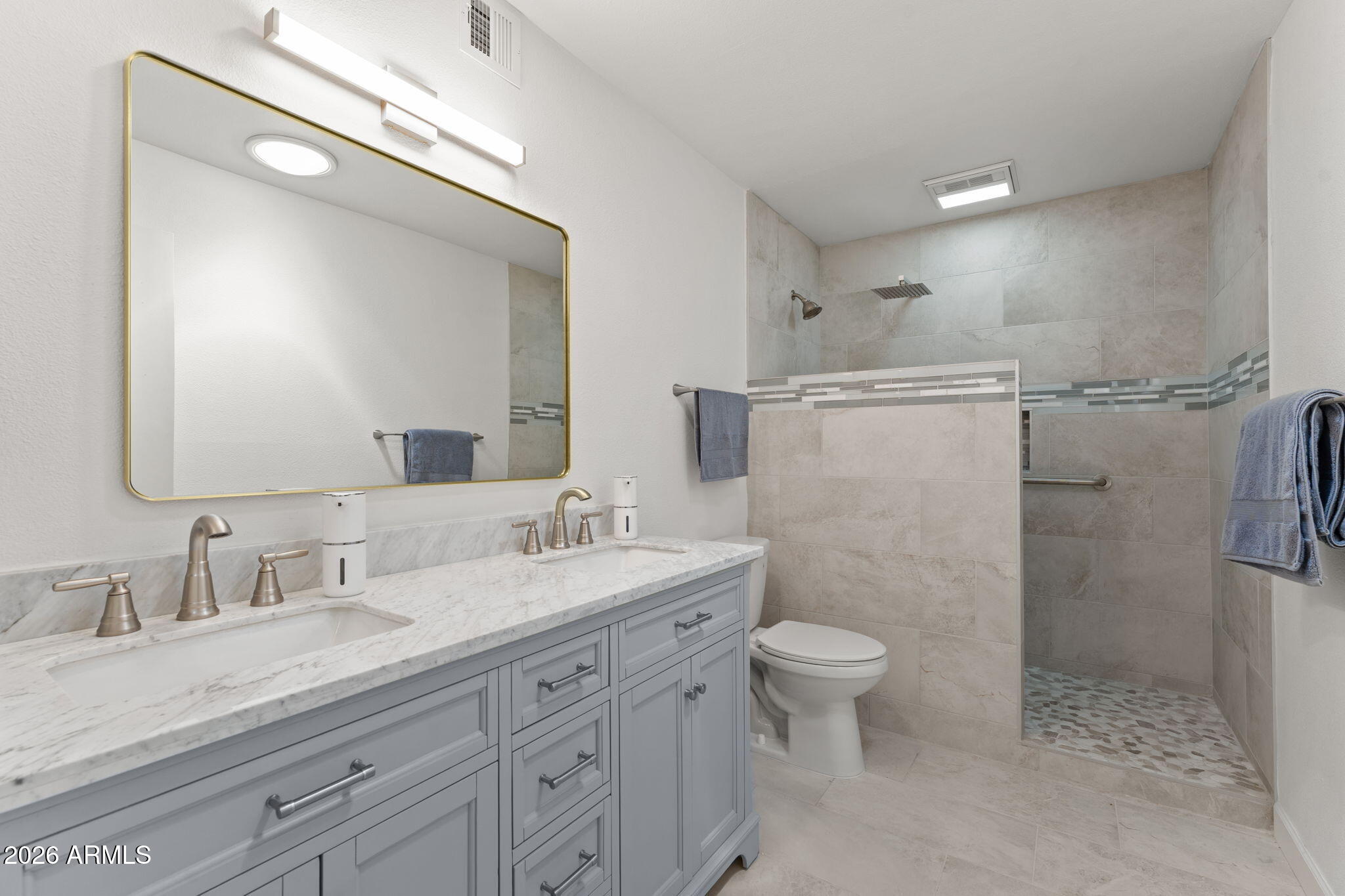 Scottsdale, Arizona, 85250, United States, 3 Bedrooms Bedrooms, ,Residential,For Sale,2048701