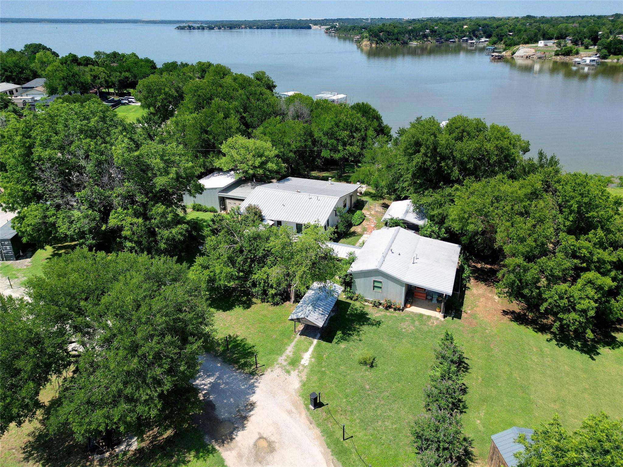 Lake Bridgeport, Texas, 76426, United States, 3 Bedrooms Bedrooms, ,3 BathroomsBathrooms,Residential,For Sale,1989947