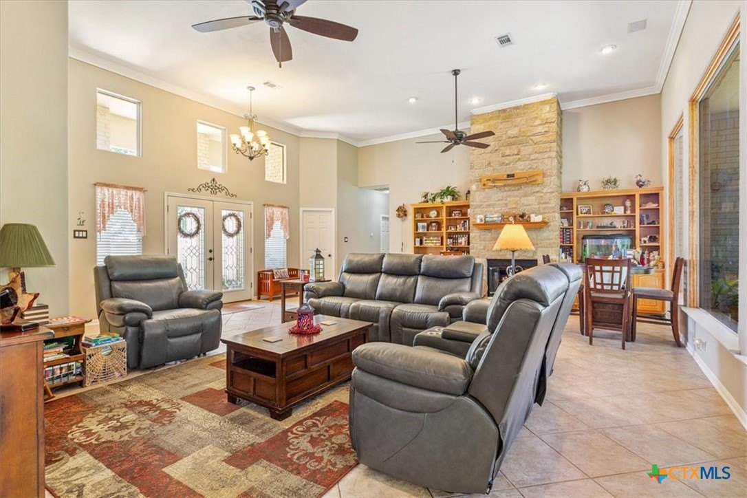 Salado, Texas, 76571, United States, 4 Bedrooms Bedrooms, ,4 BathroomsBathrooms,Residential,For Sale,1904287