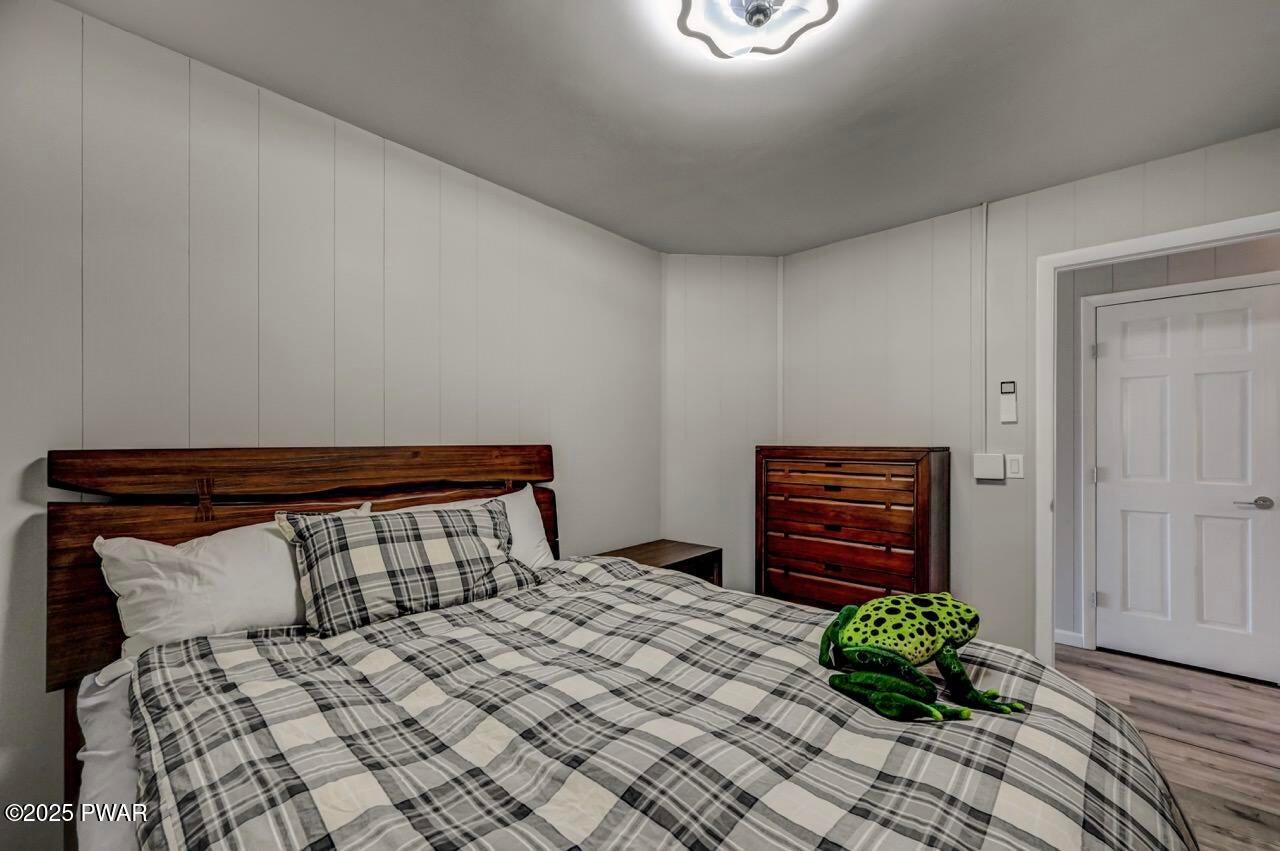 Lords Valley, Pennsylvania, 18428, United States, 4 Bedrooms Bedrooms, ,2 BathroomsBathrooms,Residential,For Sale,2005448