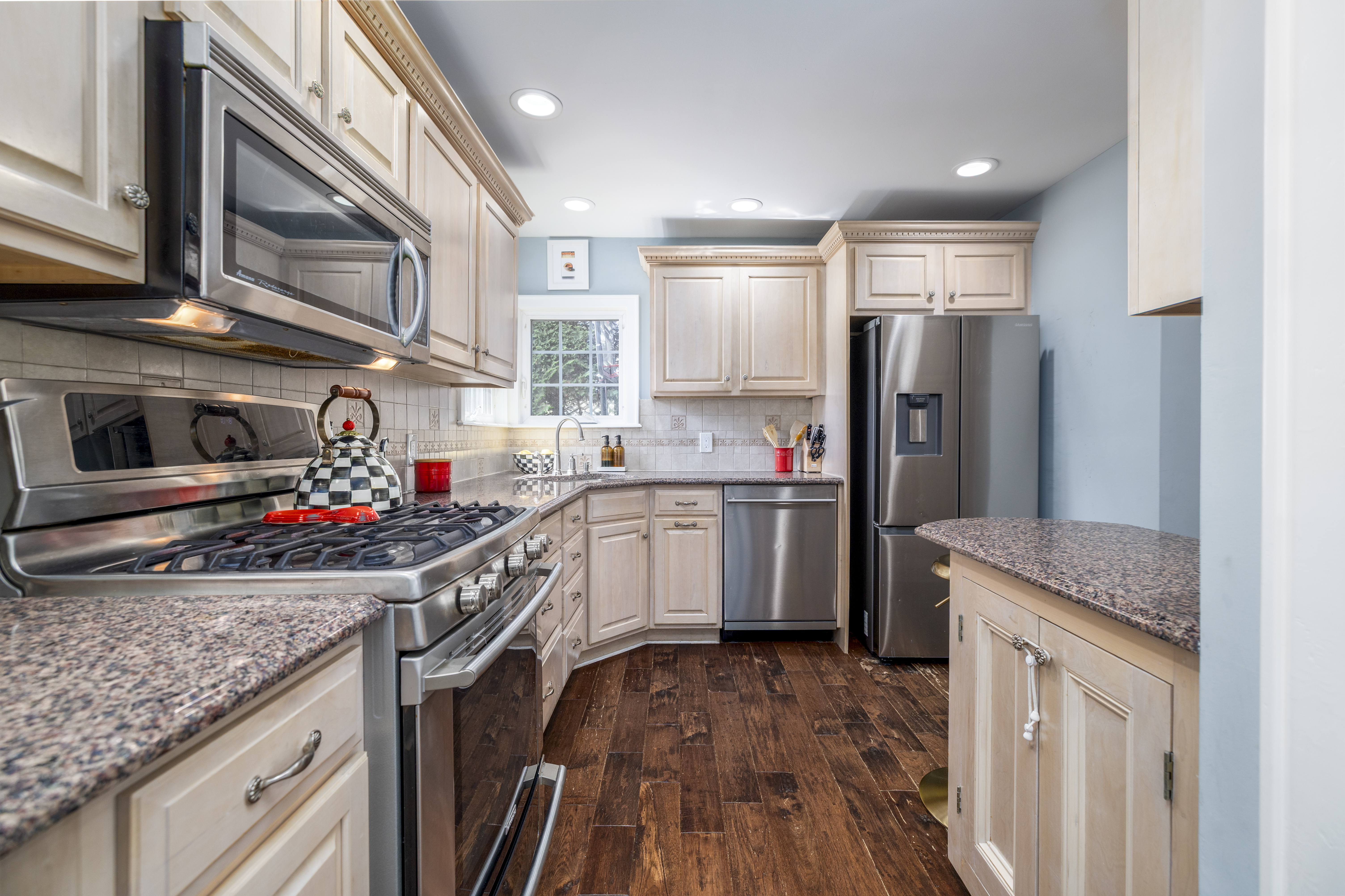  435 Morris Avenue, Rockville Centre, NY, 11570 - 物件實景