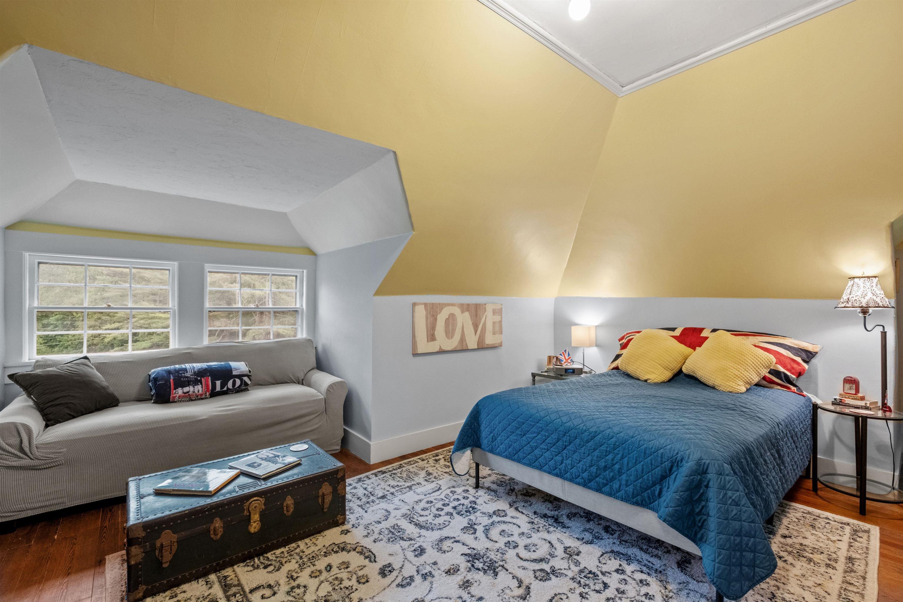 Claremont, New Hampshire, 03743, United States, 7 Bedrooms Bedrooms, ,2 BathroomsBathrooms,Residential,For Sale,1846493