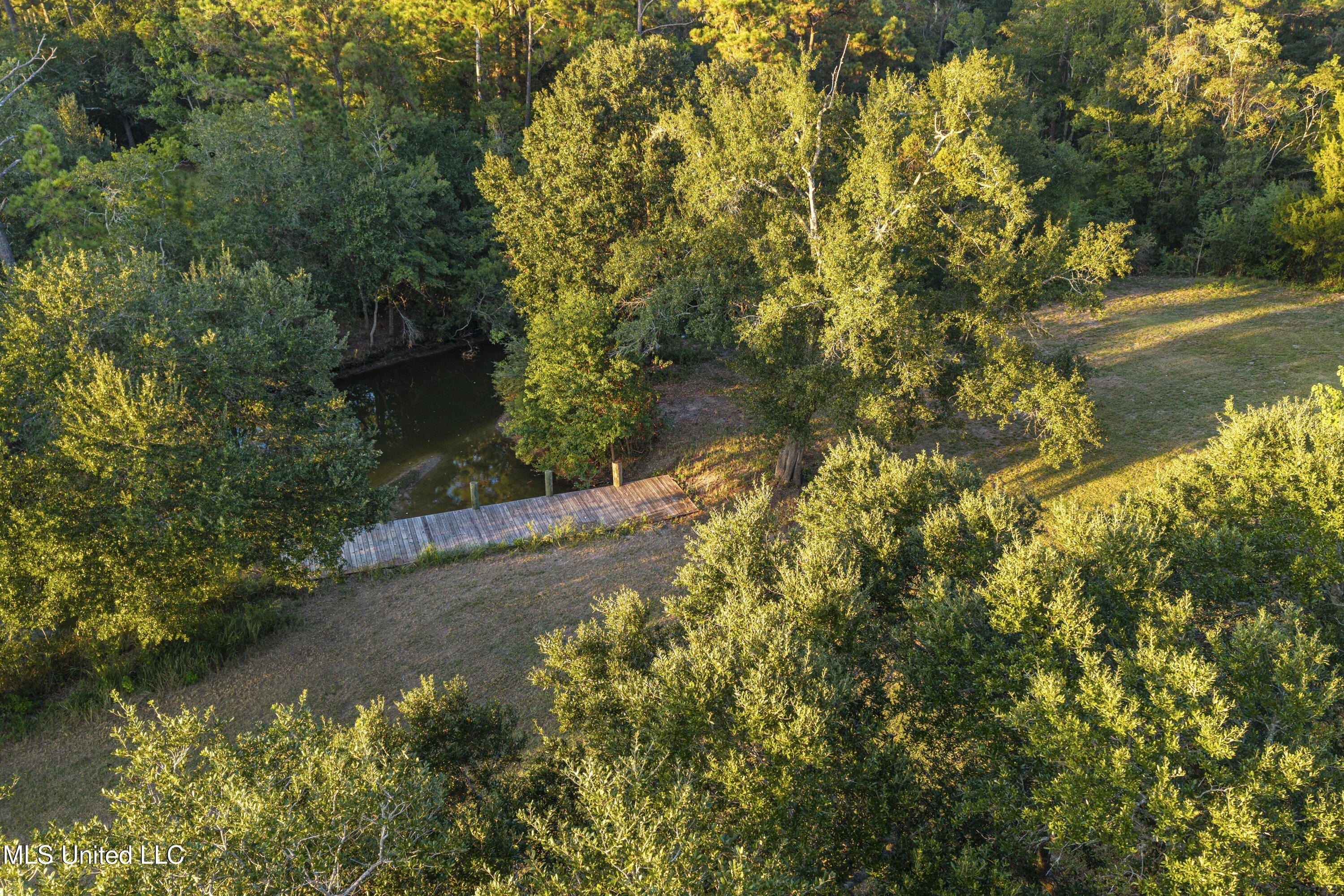 Biloxi, Mississippi, 39532, United States, 3 Bedrooms Bedrooms, ,2 BathroomsBathrooms,Residential,For Sale,1977192