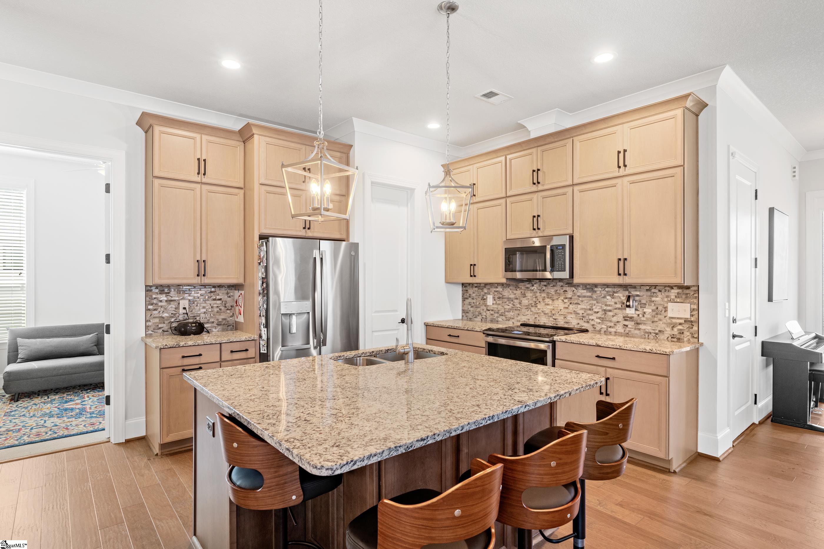 Simpsonville, South Carolina, 29680, United States, 4 Bedrooms Bedrooms, ,3 BathroomsBathrooms,Residential,For Sale,1925678