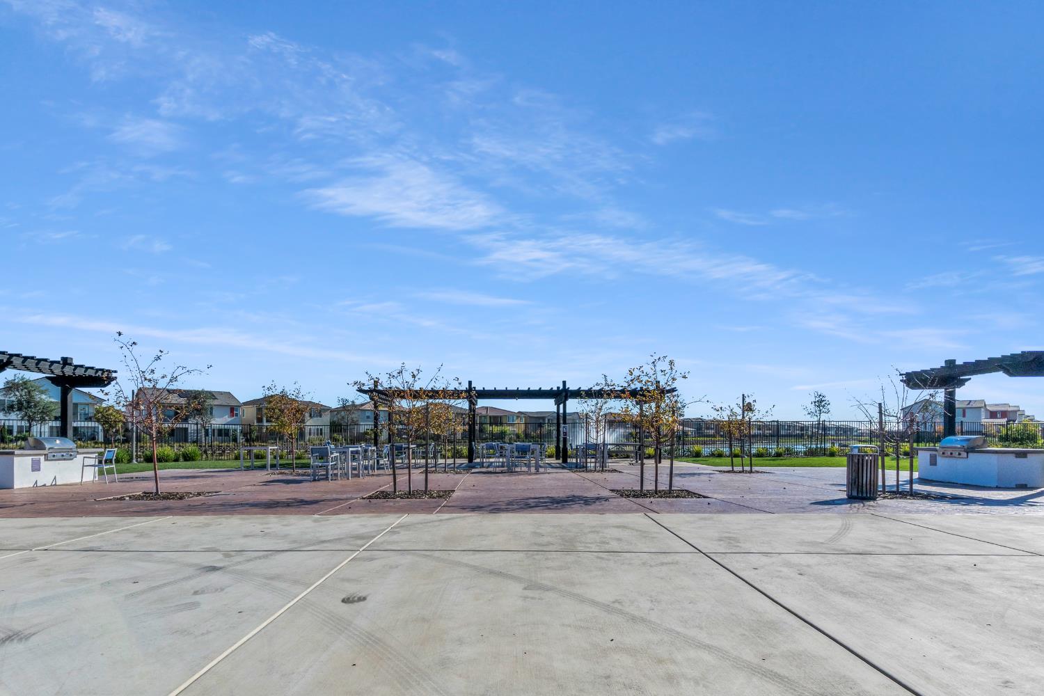 Sacramento, California, 95835, United States, 4 Bedrooms Bedrooms, ,3 BathroomsBathrooms,Residential,For Sale,1998262