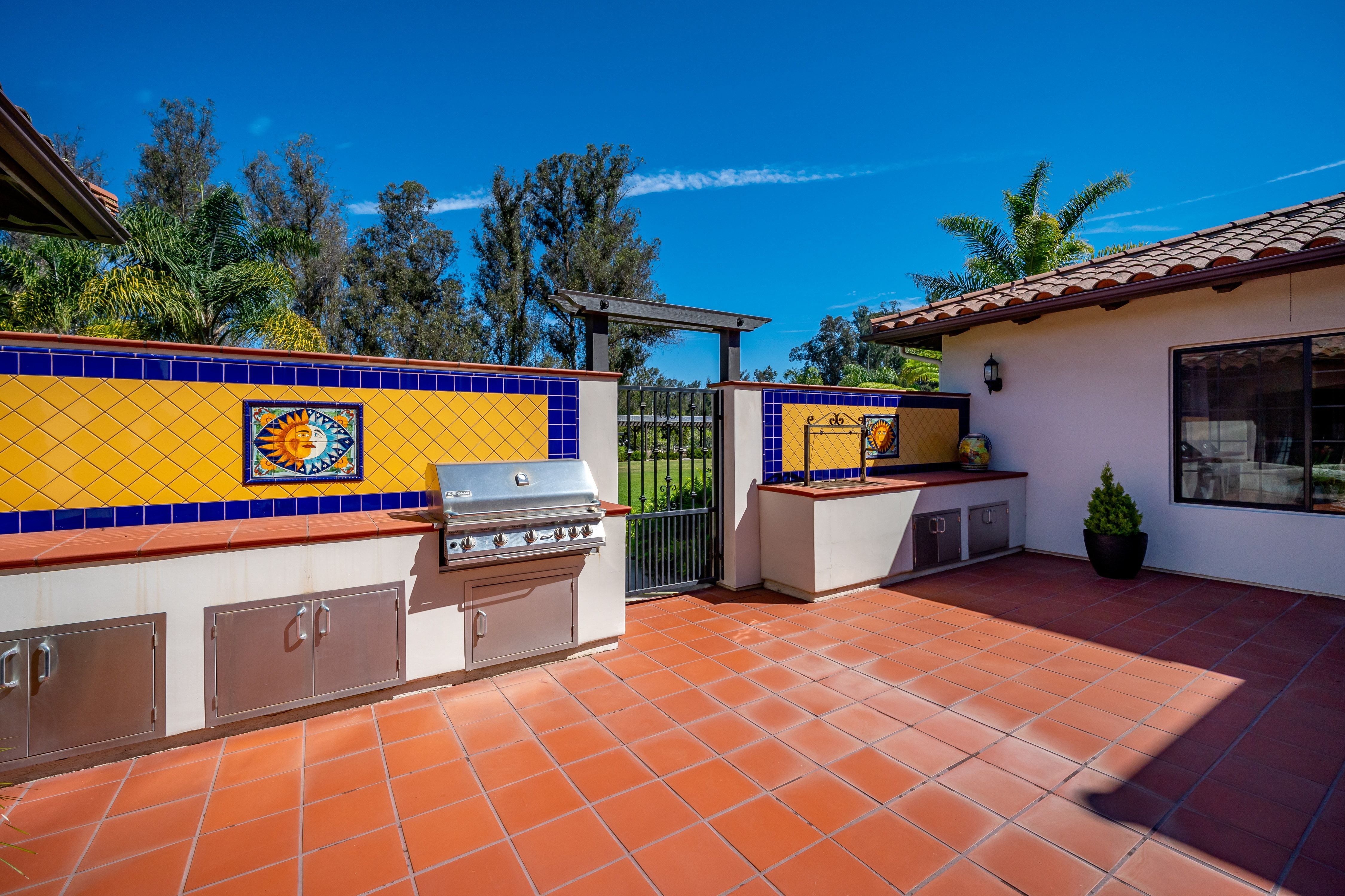  A Timeless Spanish Colonial Estate of Rare Distinction - 物件實景