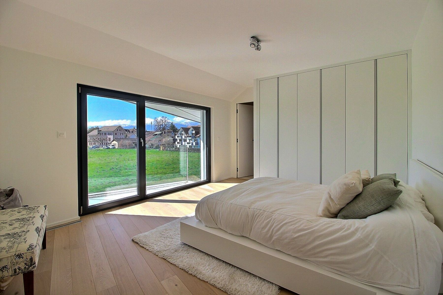  Luxury penthouse apartment in Founex - 物件實景