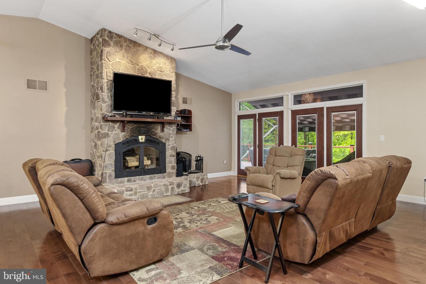 Spring Grove, Pennsylvania, 17362, United States, 3 Bedrooms Bedrooms, ,3 BathroomsBathrooms,Residential,For Sale,1827920