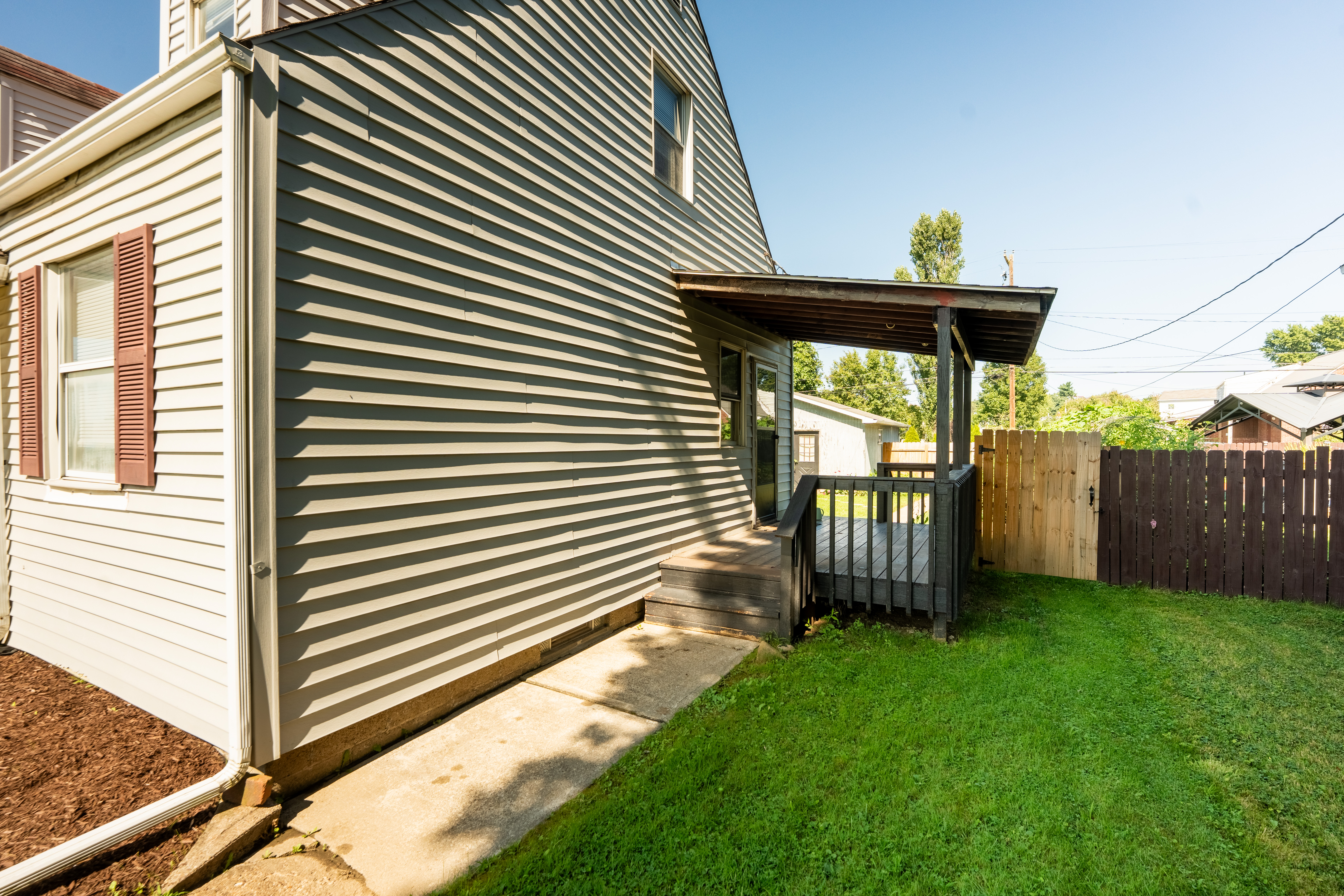  1813 Freeport Road, Natrona Heights, PA 15065 - 物件實景