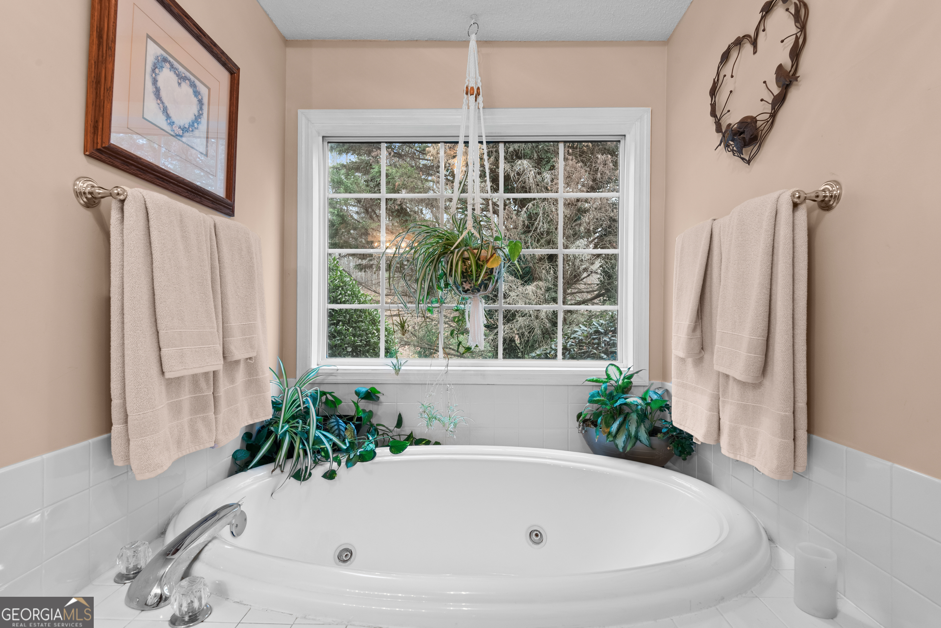 Barnesville, Georgia, 30204, United States, 4 Bedrooms Bedrooms, ,3 BathroomsBathrooms,Residential,For Sale,2008822