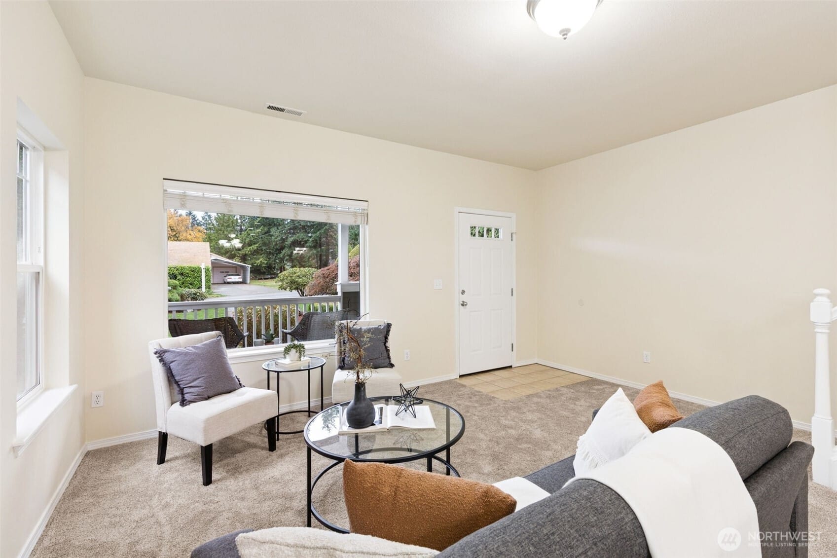 Olympia, Washington, 98502, United States, 3 Bedrooms Bedrooms, ,2 BathroomsBathrooms,Residential,For Sale,2002909