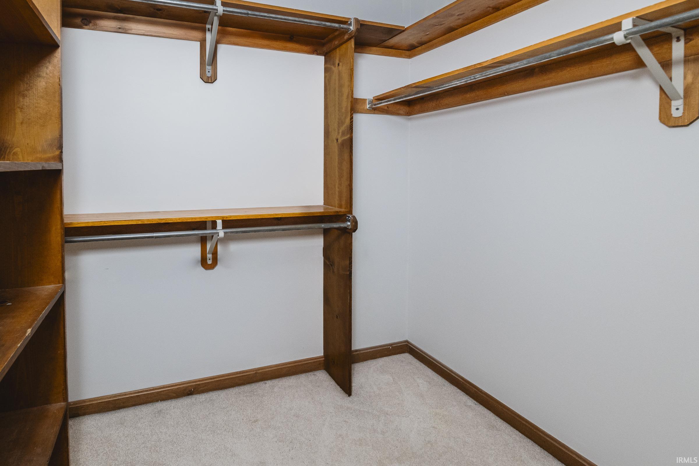 Bloomington, Indiana, 47404, United States, 4 Bedrooms Bedrooms, ,6 BathroomsBathrooms,Residential,For Sale,2005085