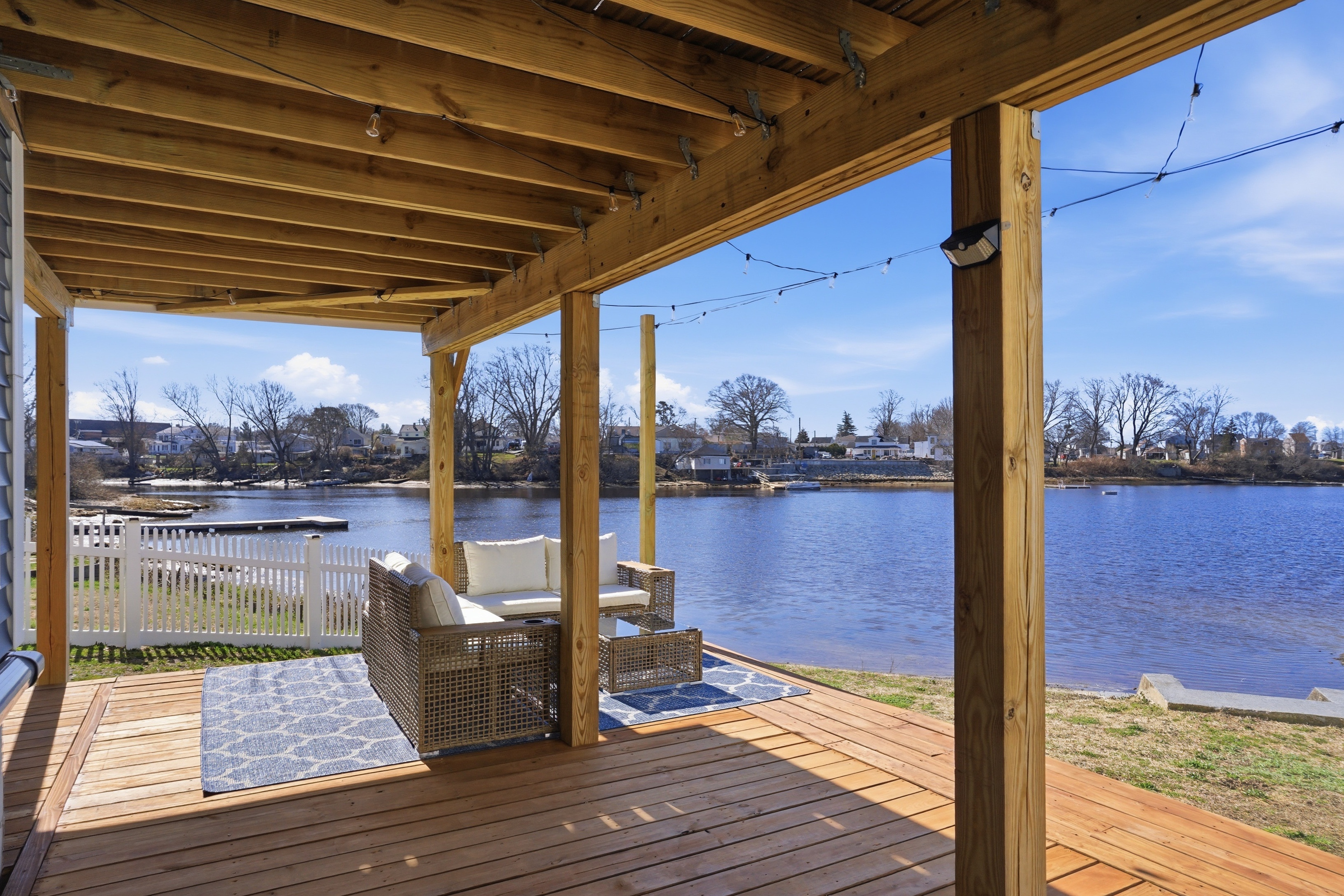  86 Ocean View Avenue, Swansea, MA, 02777 - 物件實景