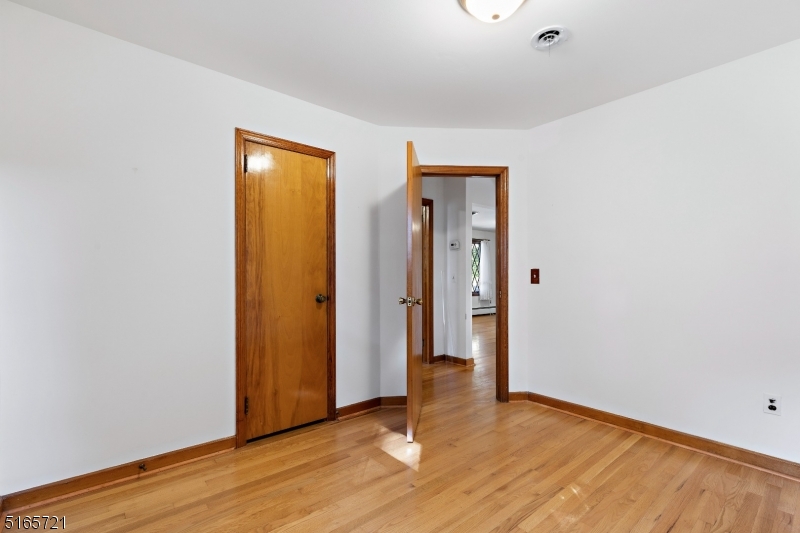 Clifton City, New Jersey, 07013-1523, United States, 3 Bedrooms Bedrooms, ,1 BathroomBathrooms,Residential,For Sale,1944968