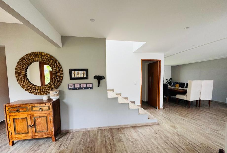 Atizapán de Zaragoza, Estado de méxico, 52930, Mexico, 3 Bedrooms Bedrooms, ,4 BathroomsBathrooms,Residential,For Sale,1847695