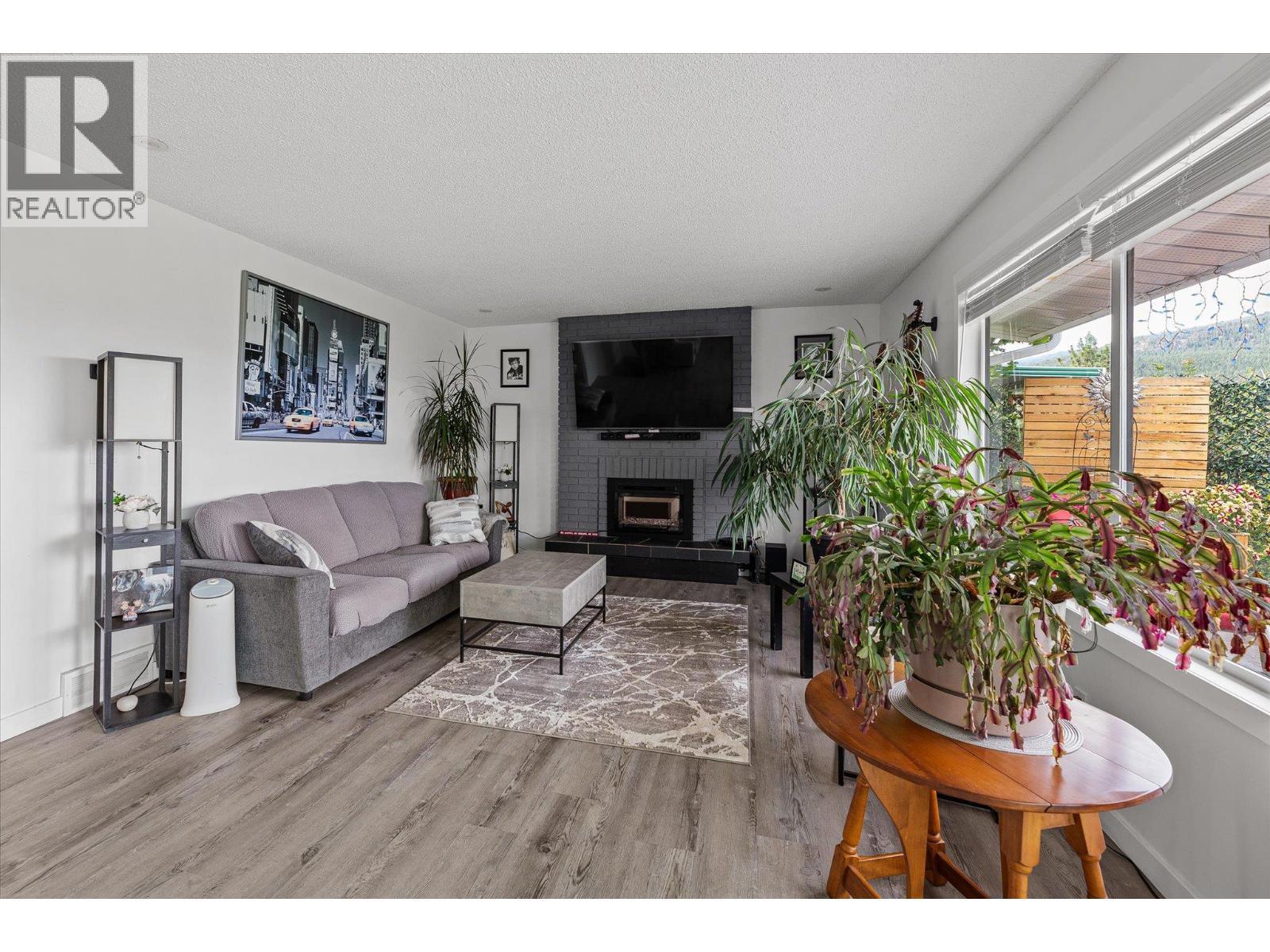 WEST KELOWNA, British Columbia, V4T 1A9, CA, 5 Bedrooms Bedrooms, ,2 BathroomsBathrooms,Residential,For Sale,1907472