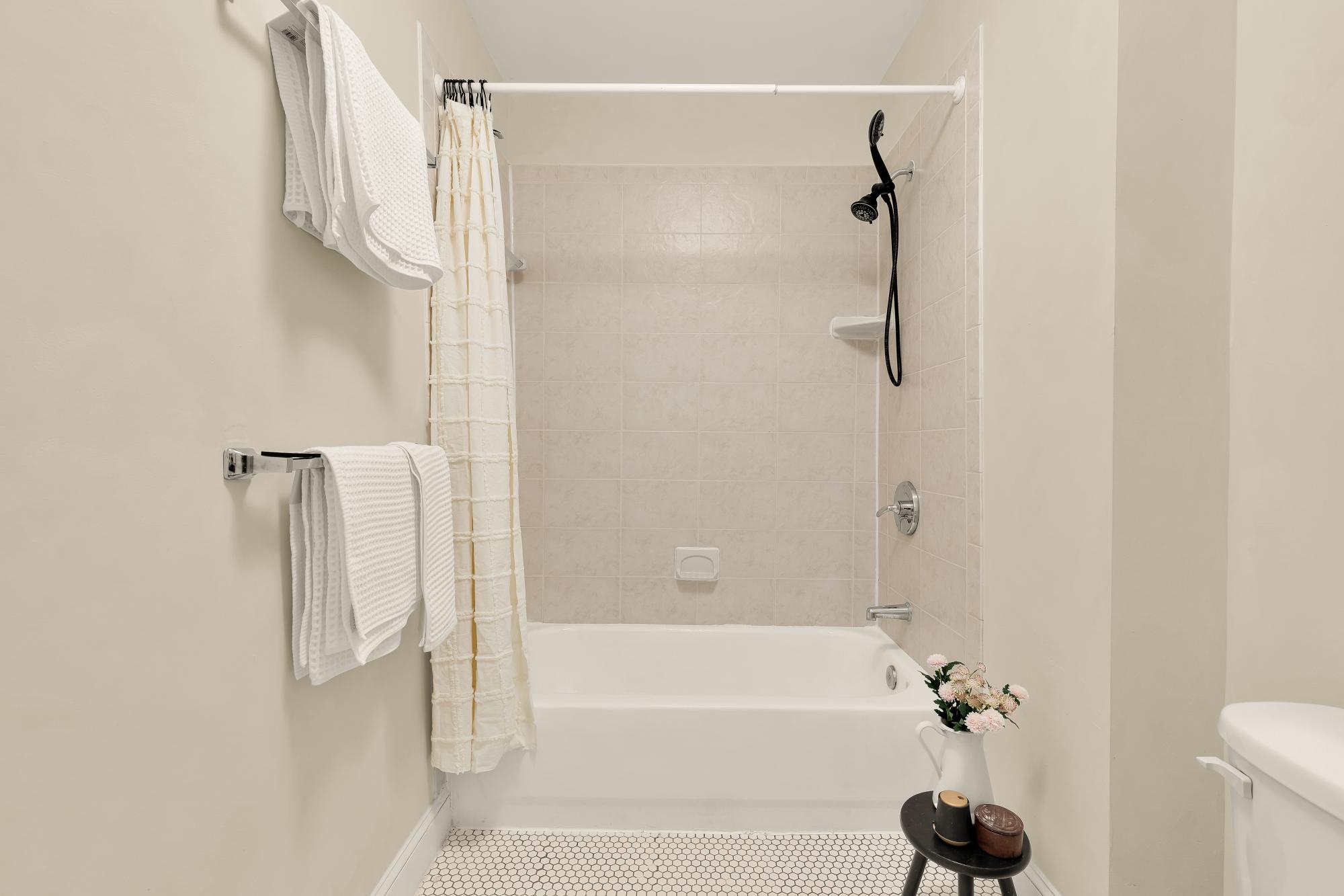  1017 Monroe Street NW, Washington, DC, 20010 - 物件實景