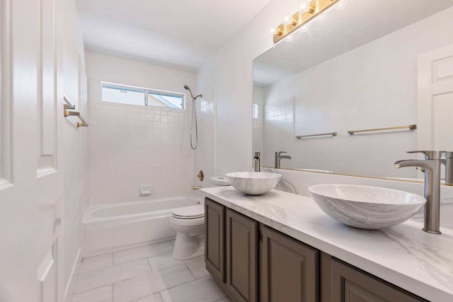 Roseville, California, 95747, United States, 3 Bedrooms Bedrooms, ,3 BathroomsBathrooms,Residential,For Sale,1976099