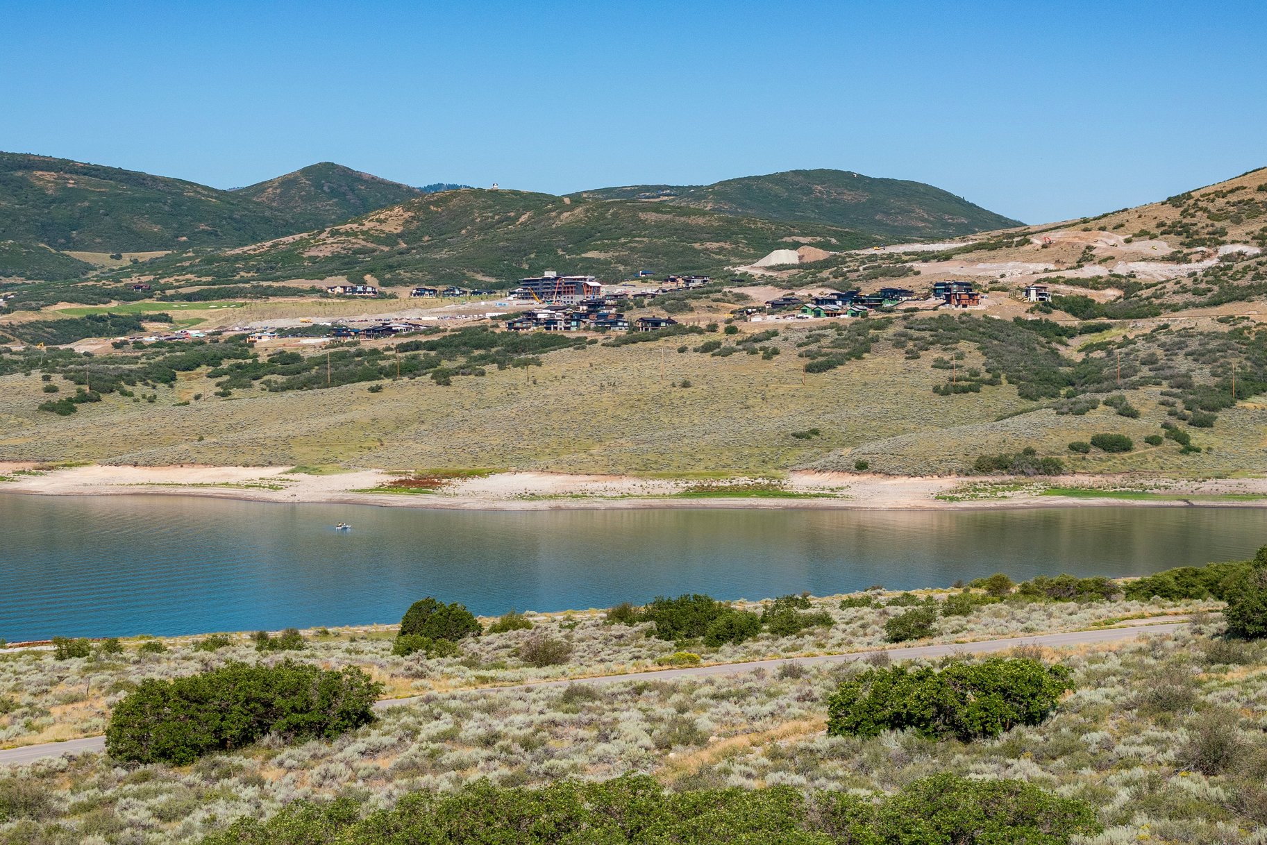 Expansive View Lot Within Lakeview Estates - 物件實景