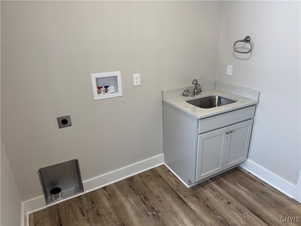 Cicero, New York, 13039, United States, 3 Bedrooms Bedrooms, ,3 BathroomsBathrooms,Residential,For Sale,1970756