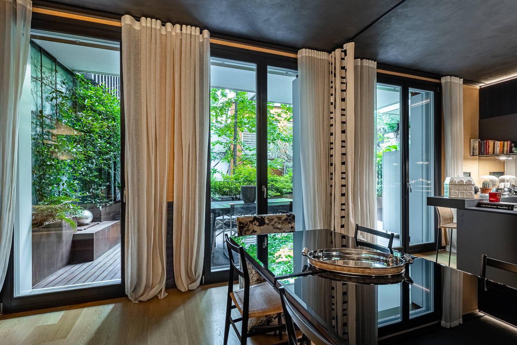  Refined Renovated Residence with Private Terrace - 物件實景