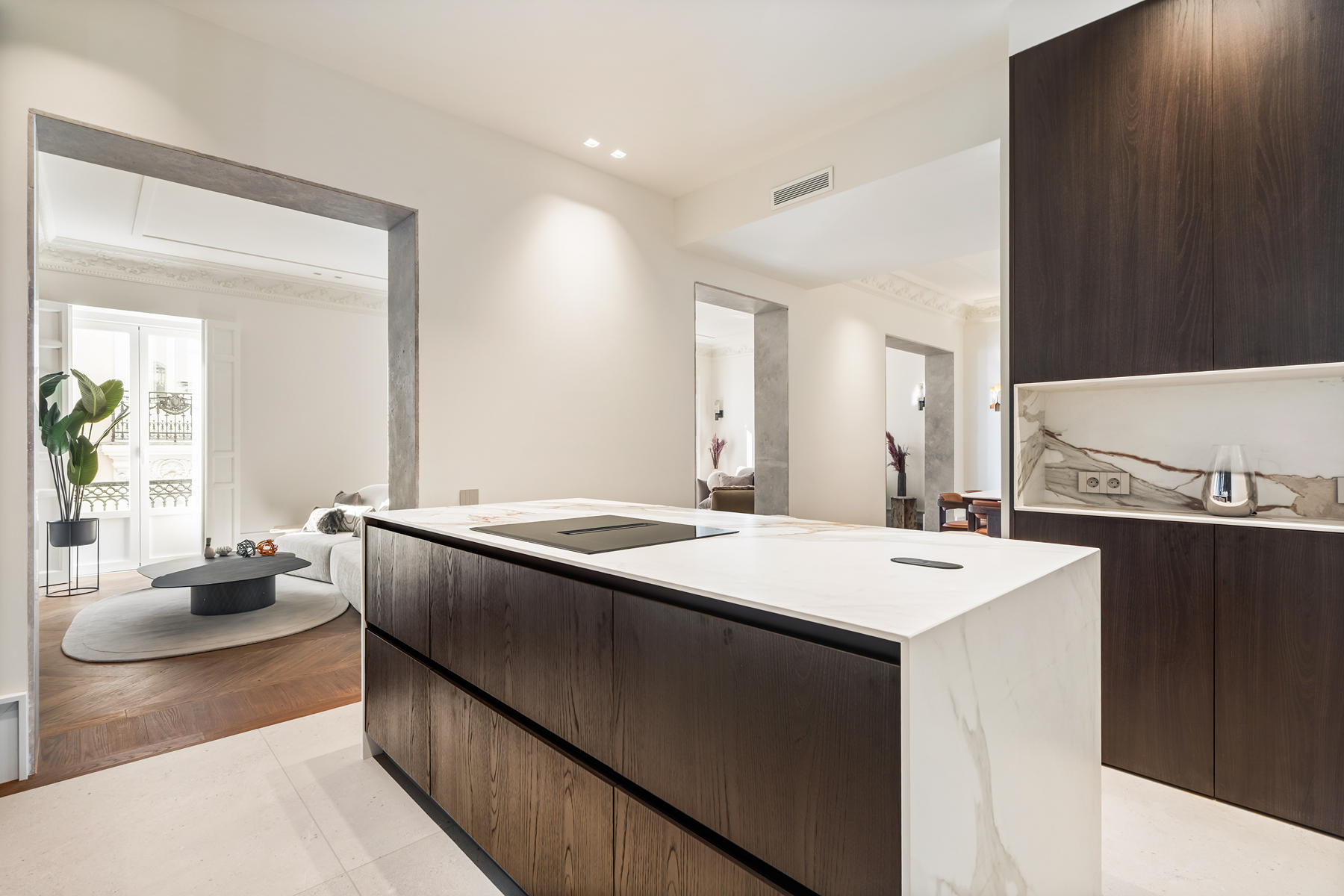  Spacious contemporary design flat in the center - 物件實景