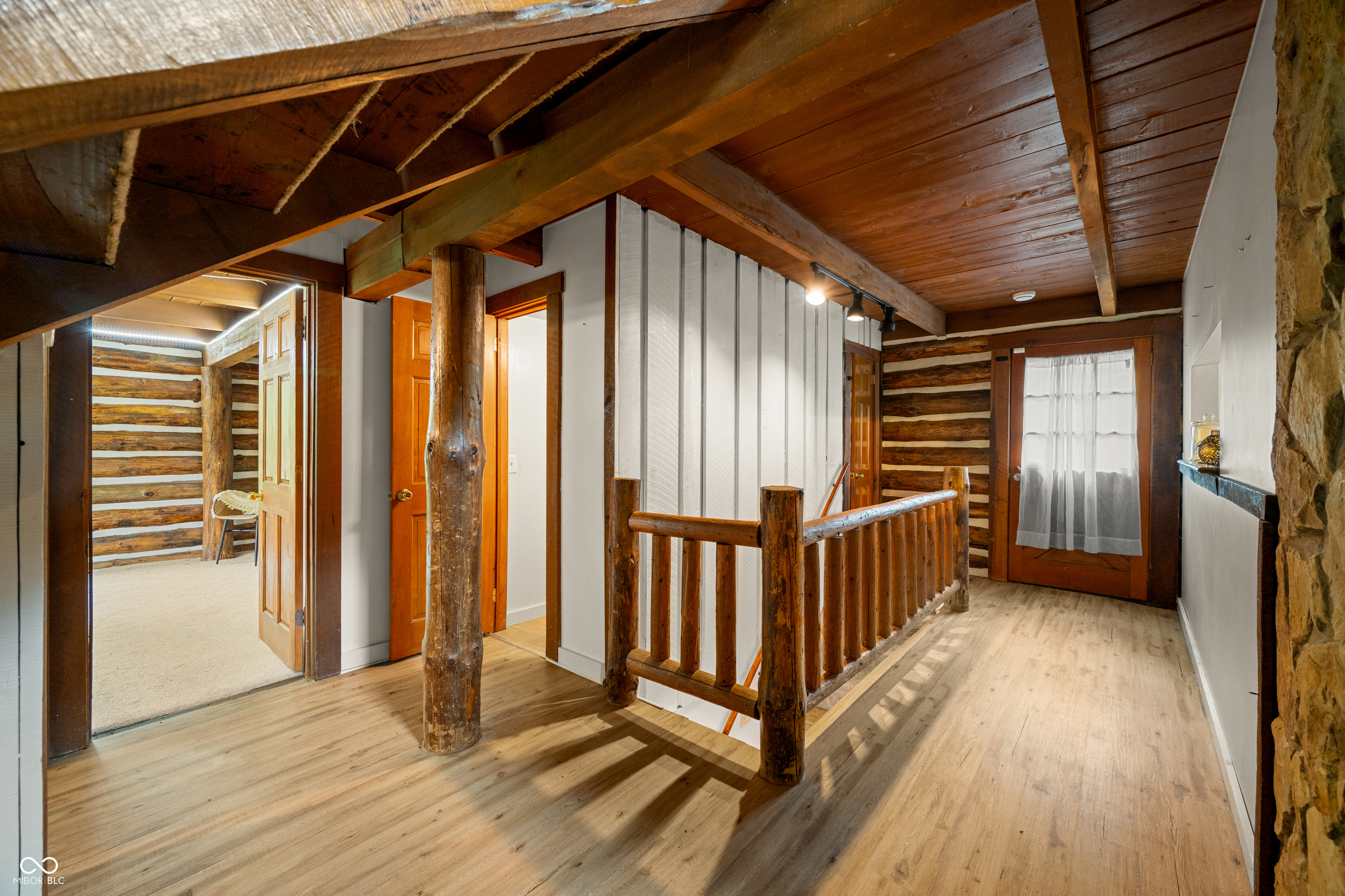 Trafalgar, Indiana, 46181, United States, 3 Bedrooms Bedrooms, ,4 BathroomsBathrooms,Residential,For Sale,1928736
