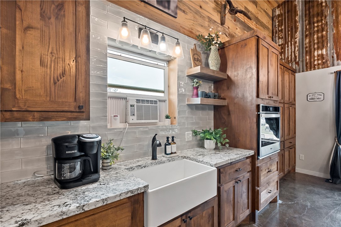 Franklin, Texas, 77856, United States, 2 Bedrooms Bedrooms, ,2 BathroomsBathrooms,Residential,For Sale,1926528