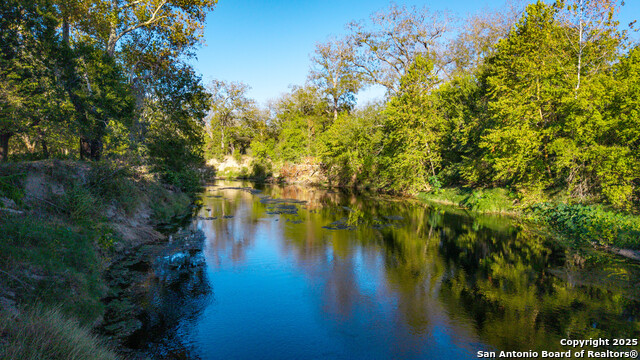 Kingsbury, Texas, 78638, United States, ,3 BathroomsBathrooms,Residential,For Sale,2005147