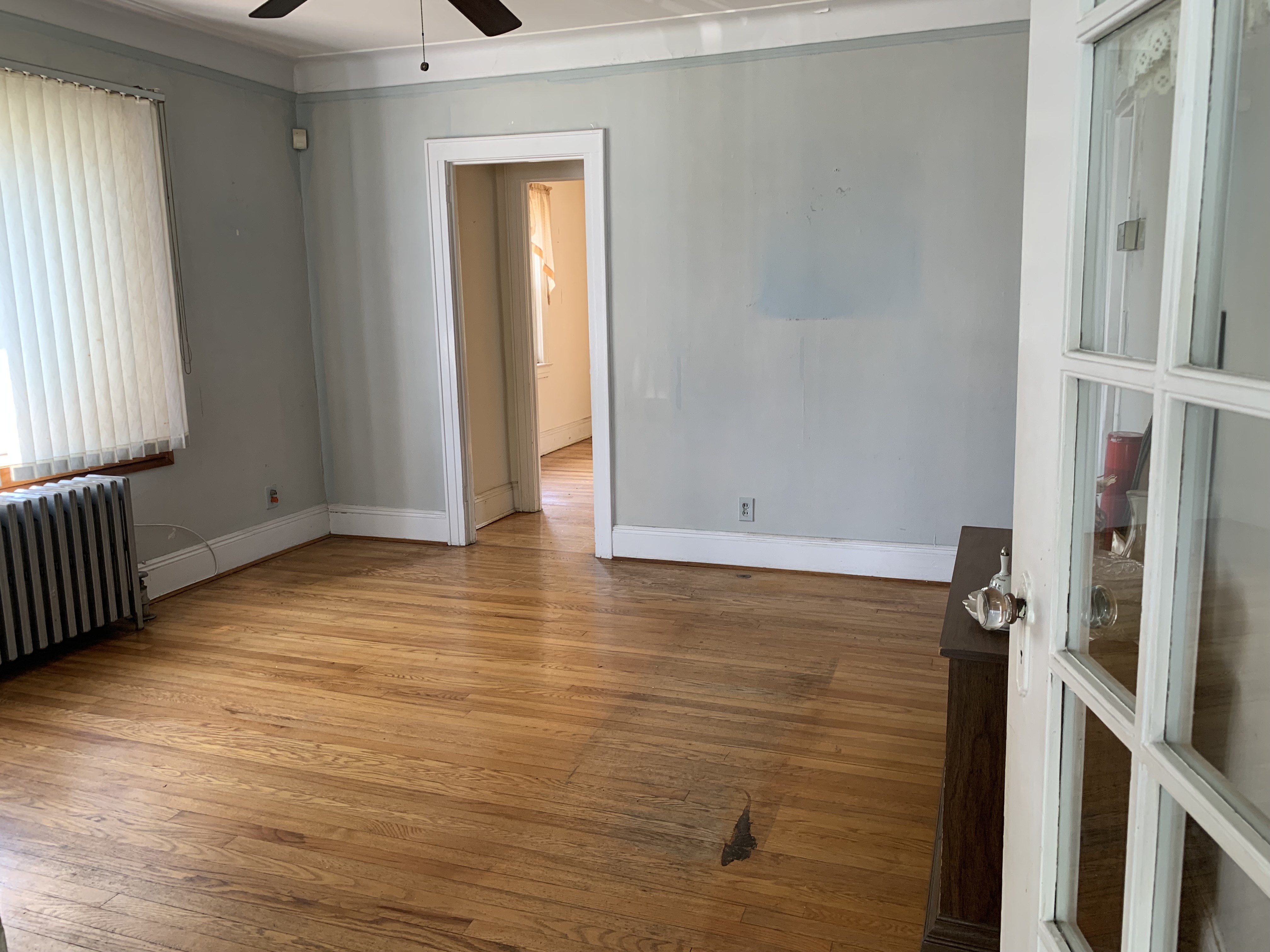 Elmont, New York, 11003, United States, 3 Bedrooms Bedrooms, ,1 BathroomBathrooms,Residential,For Sale,1976204