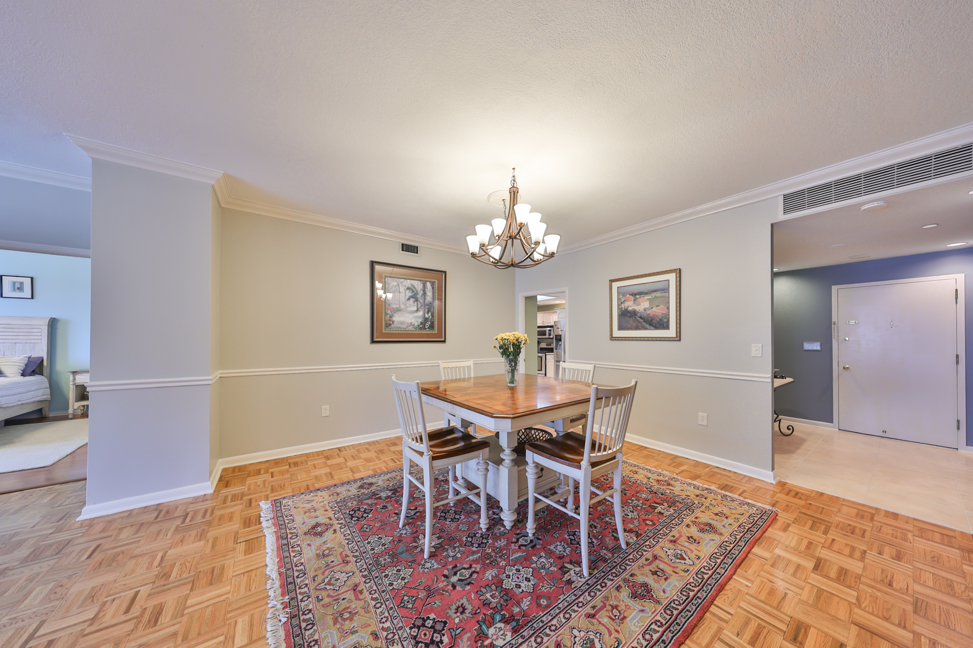 St Petersburg, Florida, 33701, United States, 3 Bedrooms Bedrooms, ,3 BathroomsBathrooms,Residential,For Sale,1924192