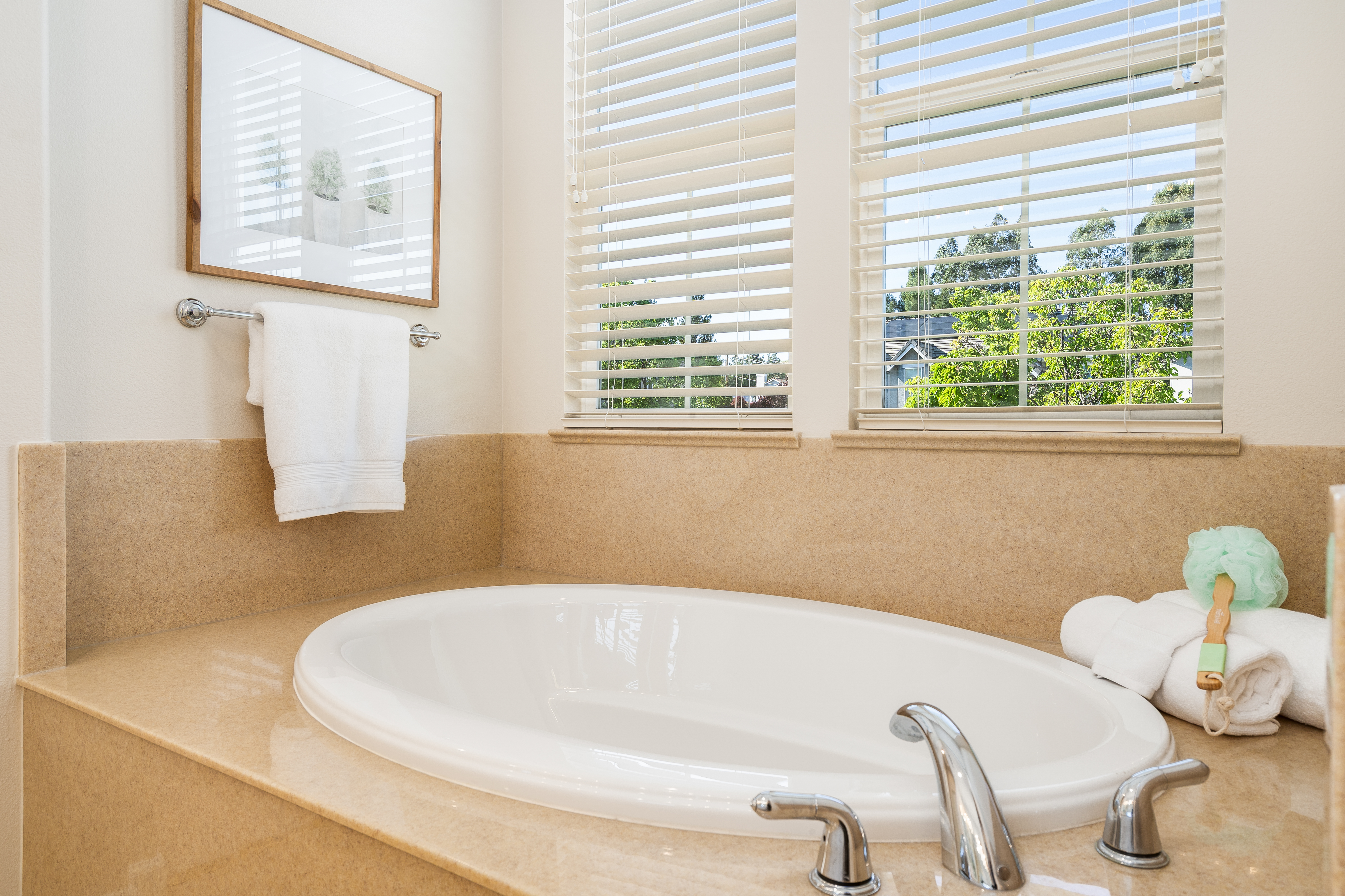  Monterosso Elegance on a Premier Corner Lot - 物件實景