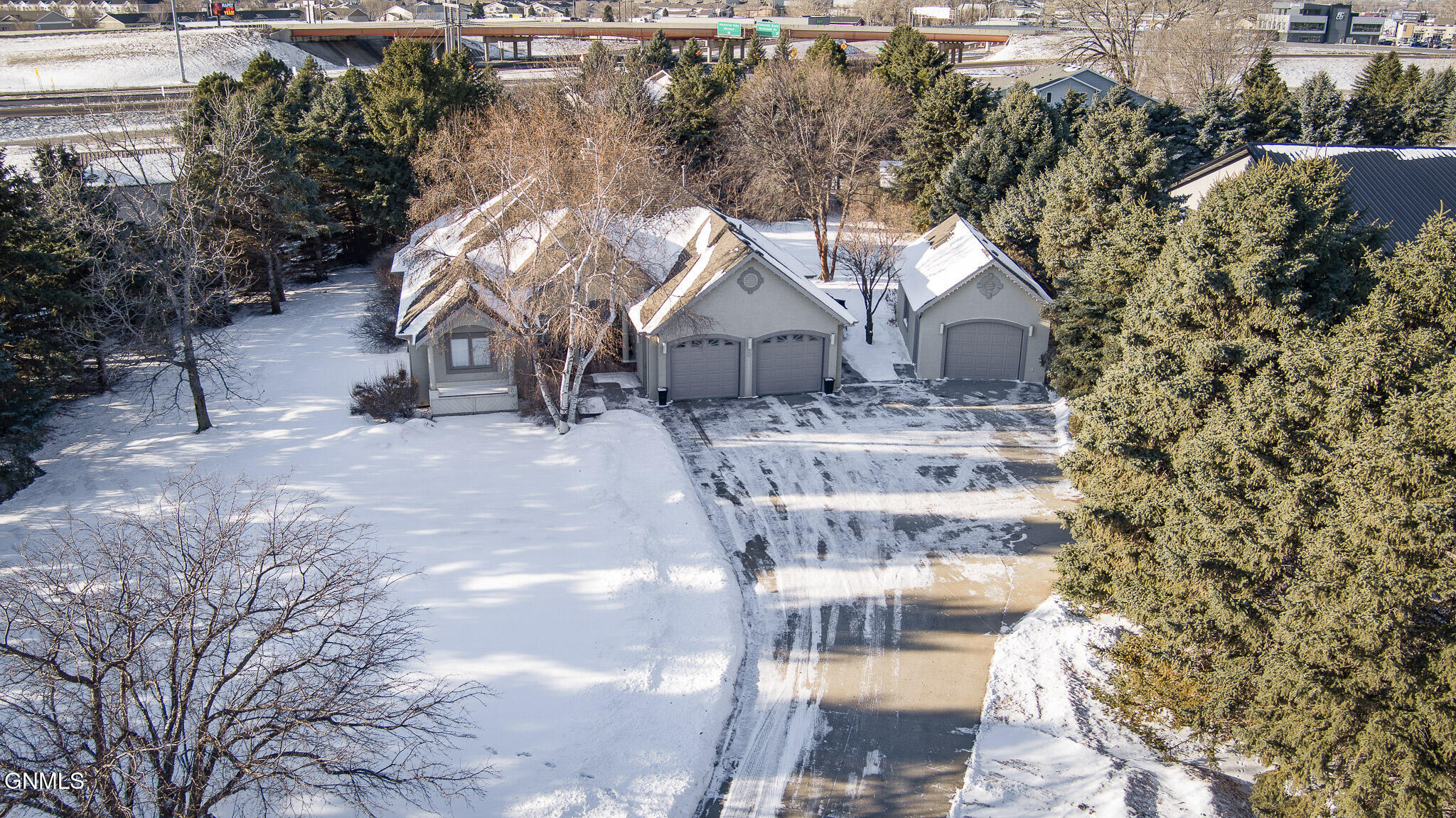 Mandan, North Dakota, 58554, United States, 5 Bedrooms Bedrooms, ,4 BathroomsBathrooms,Residential,For Sale,2005238