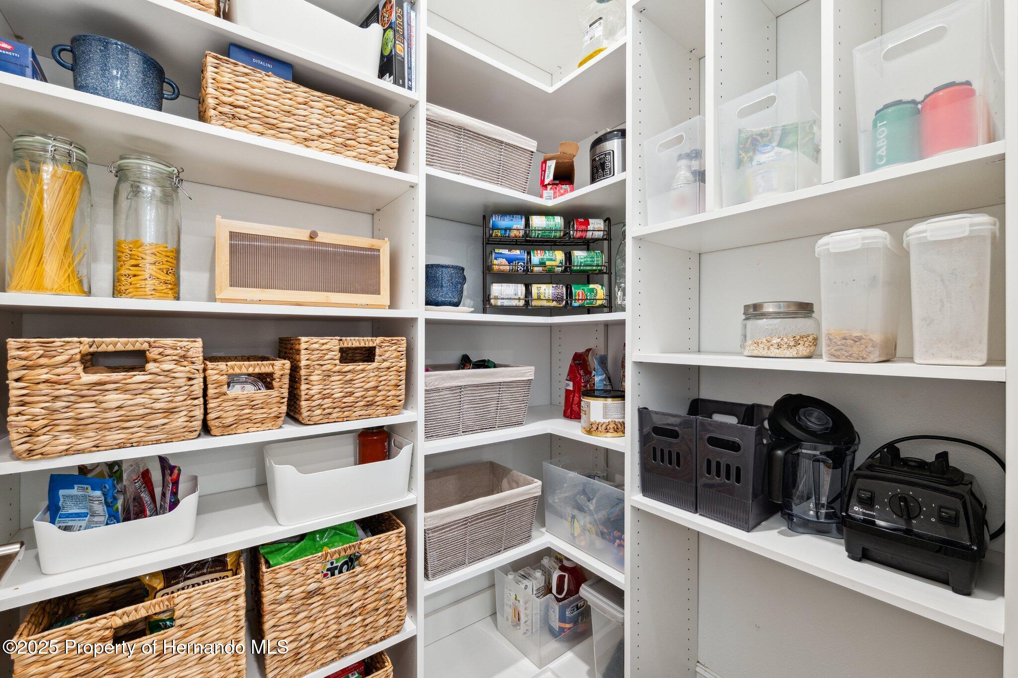 Brooksville, Florida, 34601, United States, 2 Bedrooms Bedrooms, ,3 BathroomsBathrooms,Residential,For Sale,1975908