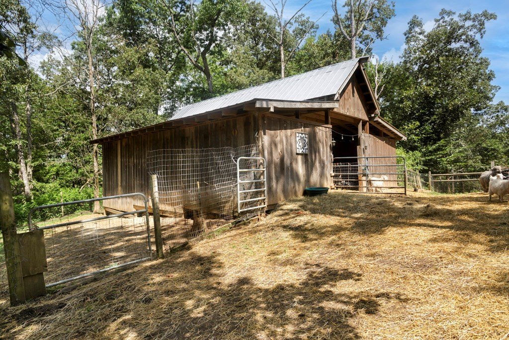Blairsville, Georgia, 30512, United States, 3 Bedrooms Bedrooms, ,3 BathroomsBathrooms,Residential,For Sale,1889630