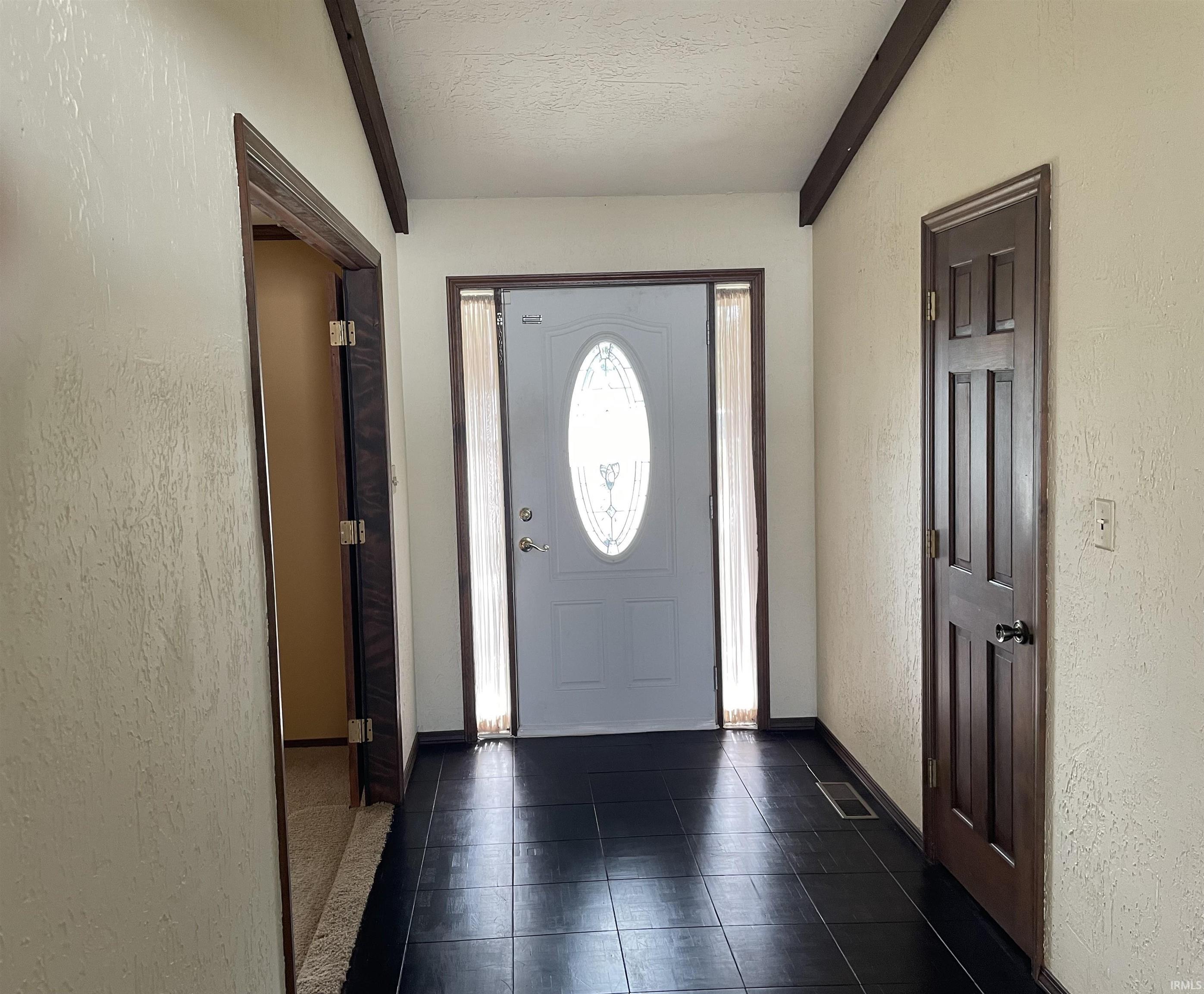 Twickingham Dr, Muncie, IN 47304 #1
