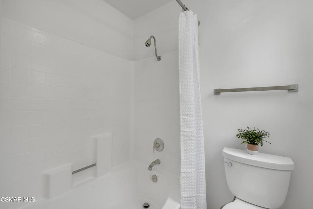 Agoura Hills, California, 91301, United States, 3 Bedrooms Bedrooms, ,3 BathroomsBathrooms,Residential,For Sale,1989584