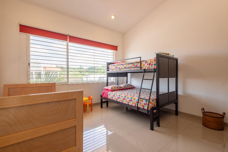 Emiliano Zapata, Morelos, 62765, Mexico, 5 Bedrooms Bedrooms, ,6 BathroomsBathrooms,Residential,For Sale,1965524