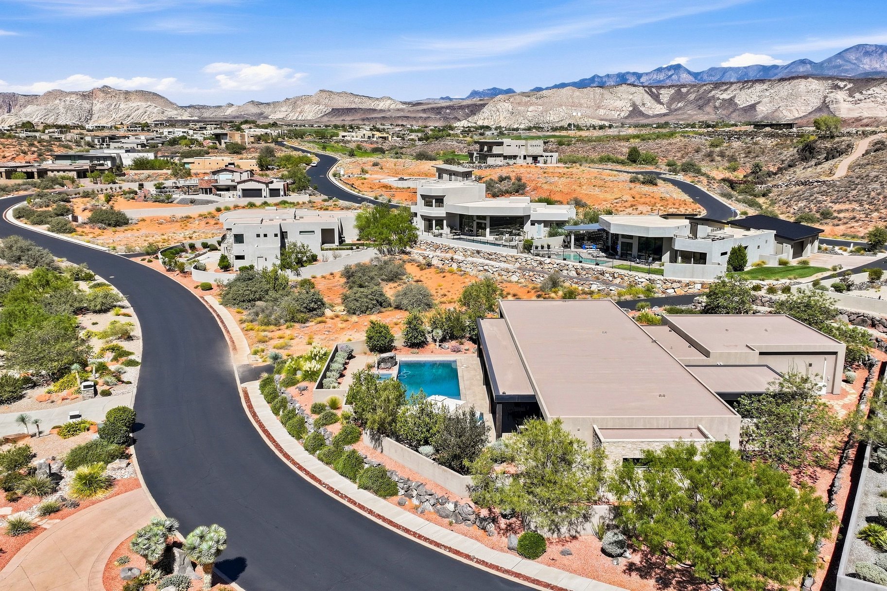  Warm Desert Modern Single Level Living in the Gated side of the Ledges Course - 物件實景