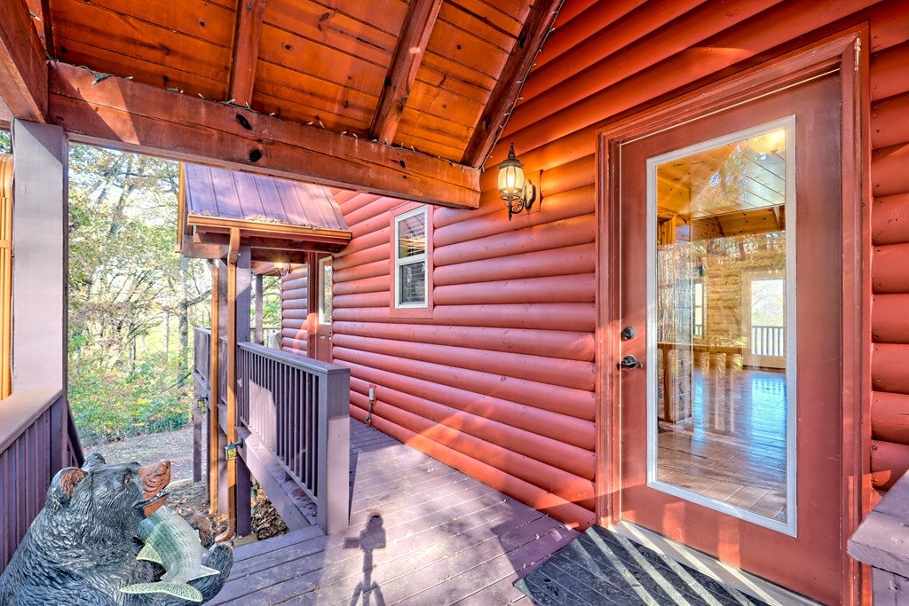 Young Harris, Georgia, 30582, United States, 4 Bedrooms Bedrooms, ,5 BathroomsBathrooms,Residential,For Sale,1987920