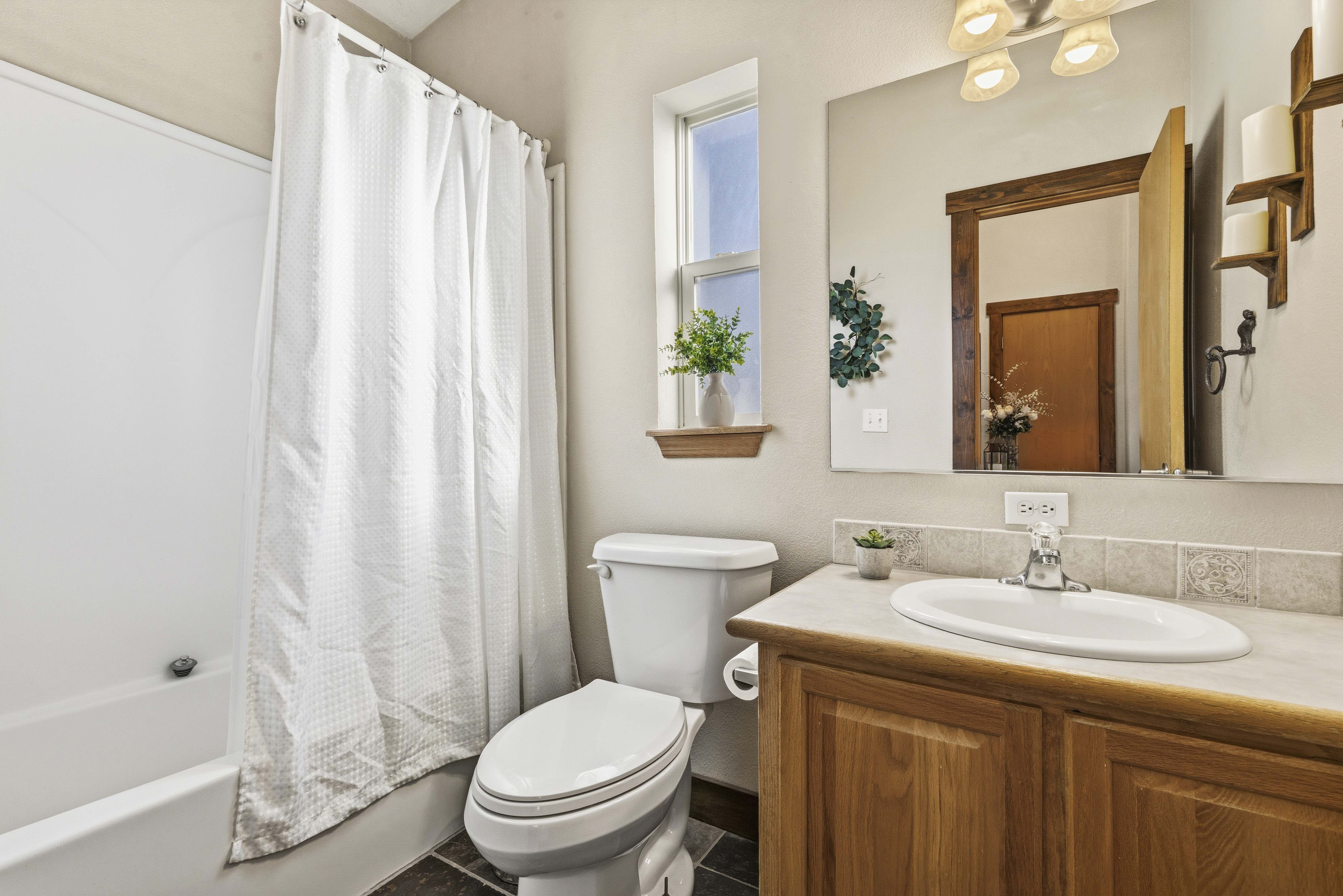  30345 Coyote Run Court, Oak Creek, CO 80467 - 物件實景