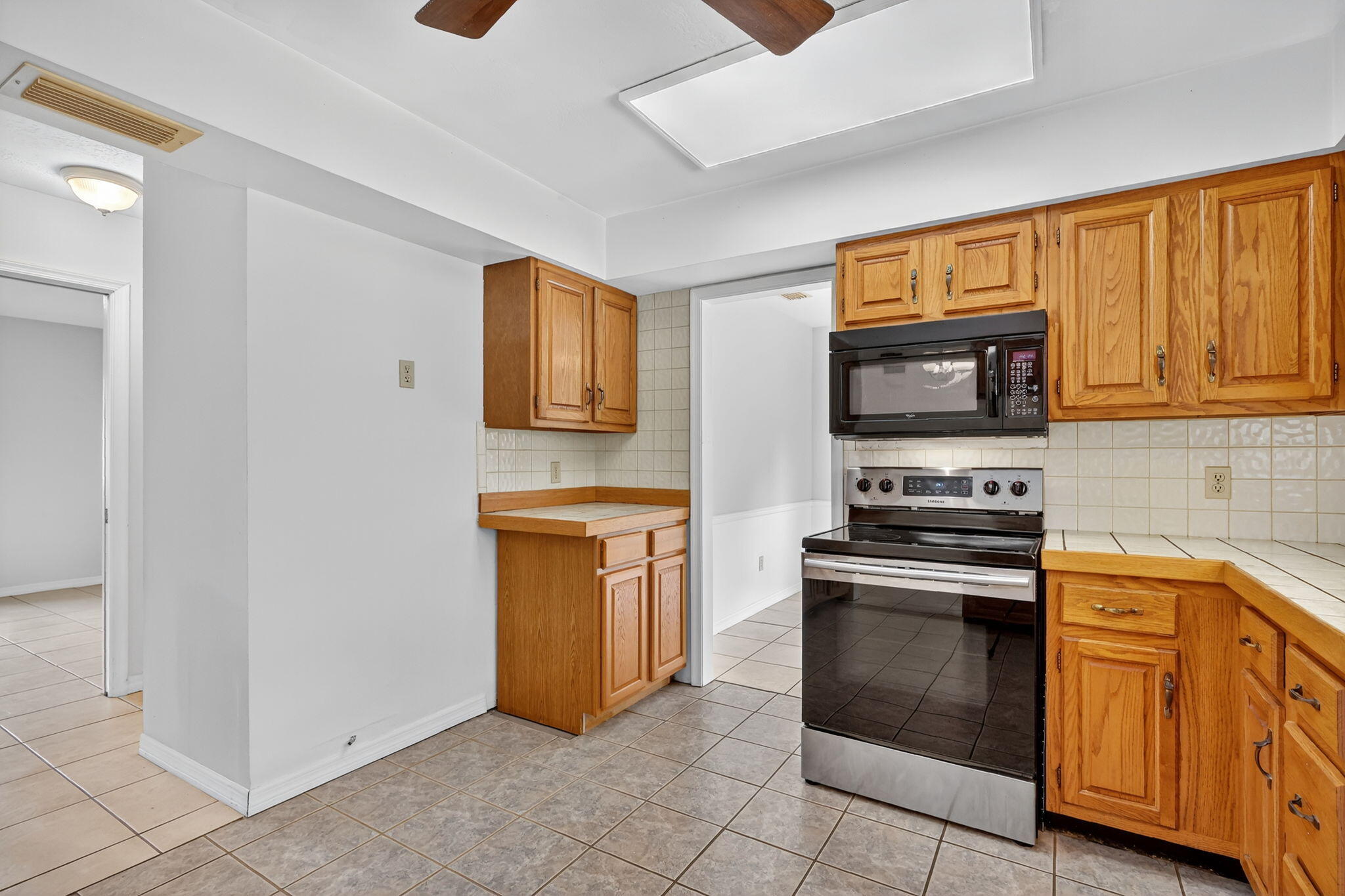 Jensen Beach, Florida, 34957, United States, 3 Bedrooms Bedrooms, ,2 BathroomsBathrooms,Residential,For Sale,1960986