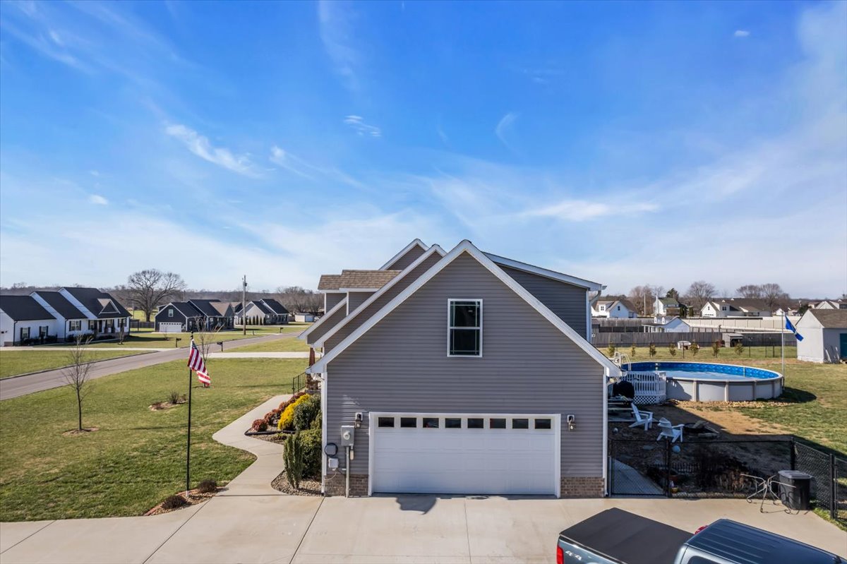 Manchester, Tennessee, 37355, United States, 3 Bedrooms Bedrooms, ,2 BathroomsBathrooms,Residential,For Sale,2007500