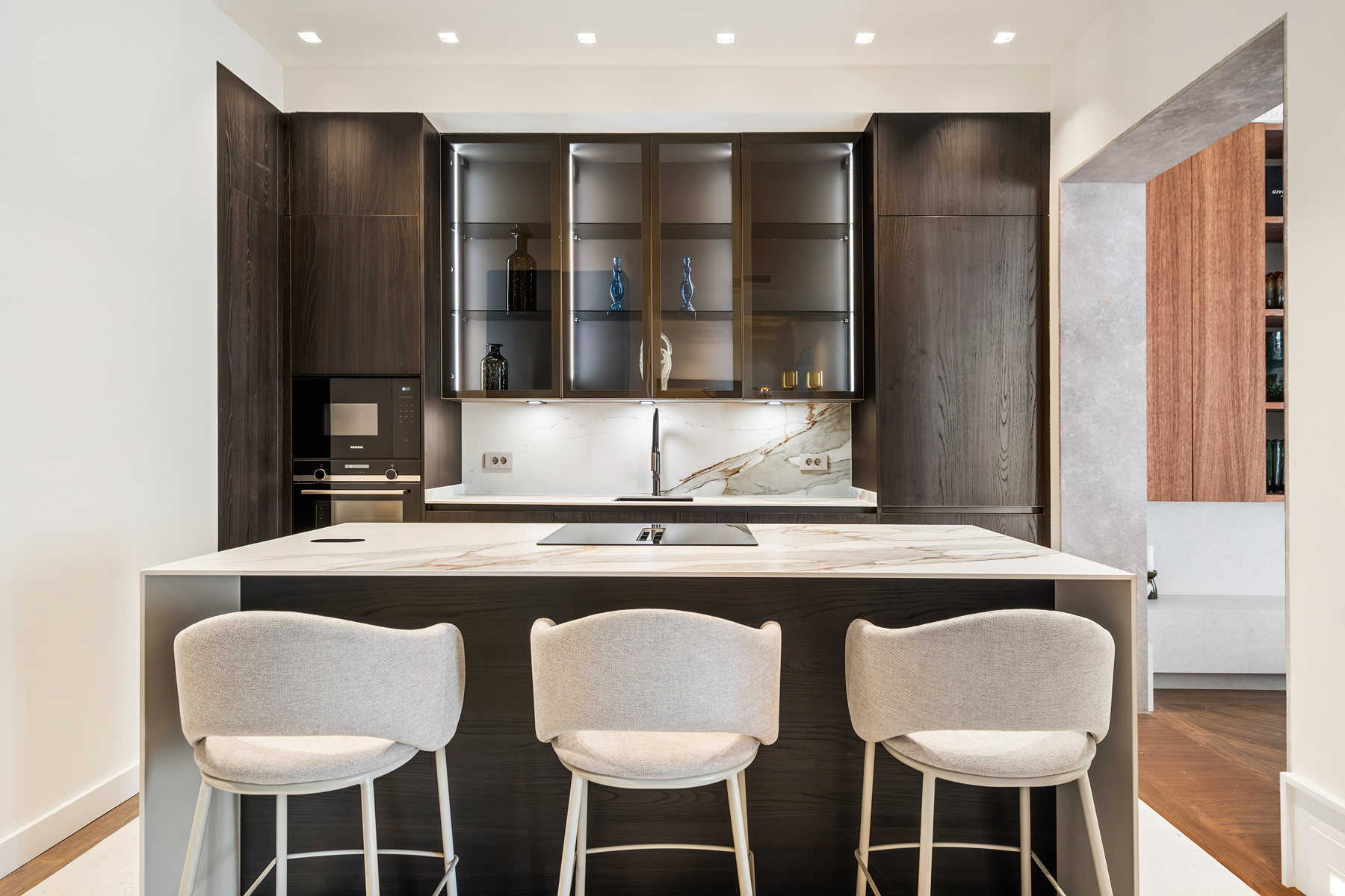  Spacious contemporary design flat in the center - 物件實景