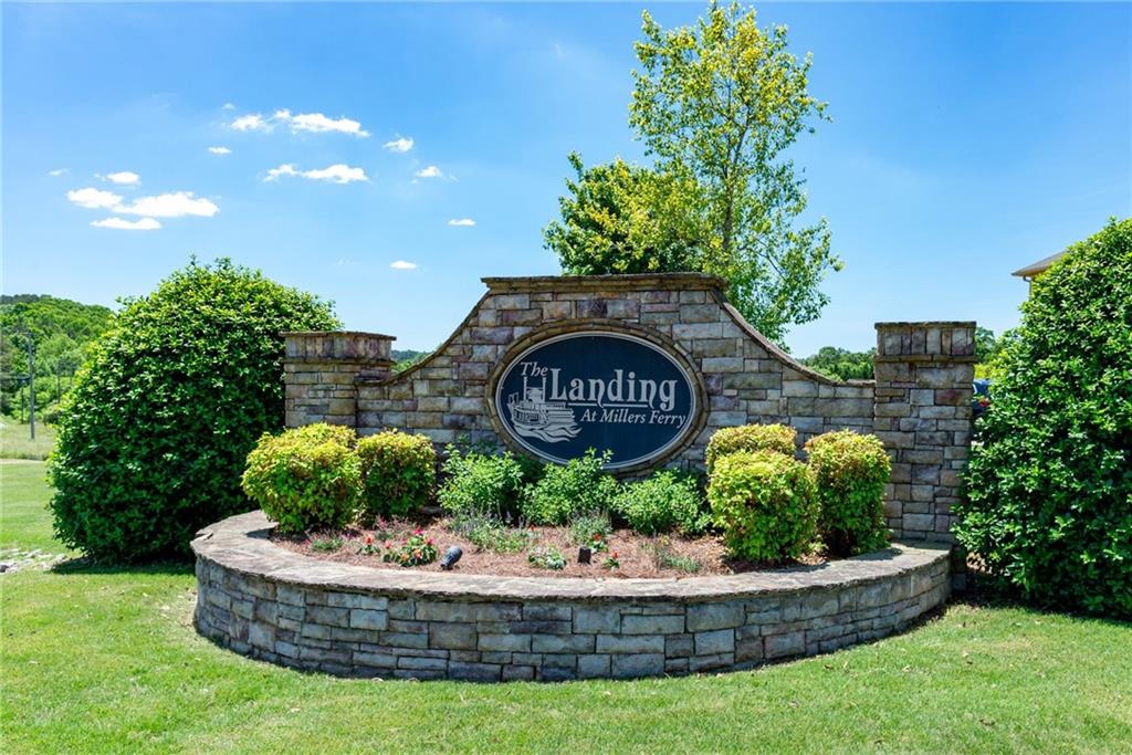 Adairsville, Georgia, 30103, United States, 4 Bedrooms Bedrooms, ,3 BathroomsBathrooms,Residential,For Sale,1976027