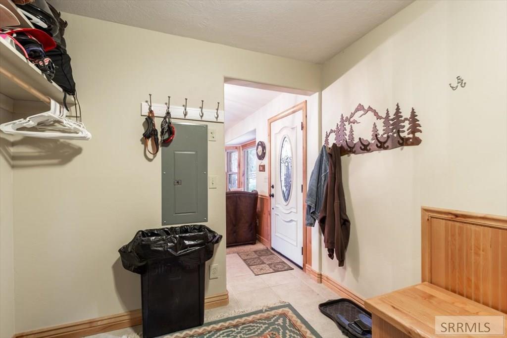 ISLAND PARK, Idaho, 83429, United States, 5 Bedrooms Bedrooms, ,5 BathroomsBathrooms,Residential,For Sale,1980298