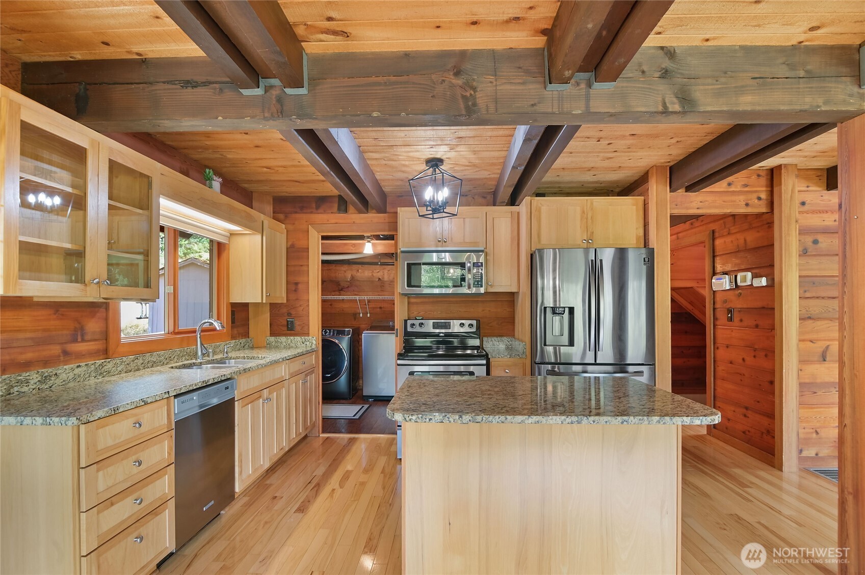 Kalama, Washington, 98625, United States, 3 Bedrooms Bedrooms, ,3 BathroomsBathrooms,Residential,For Sale,1986549