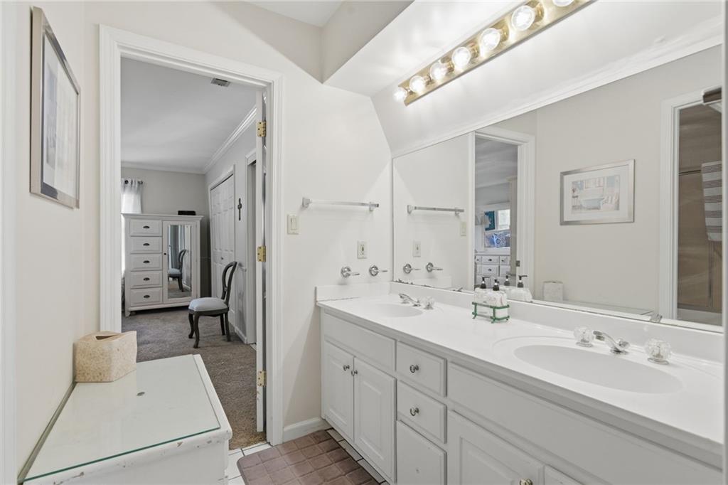 Cumming, Georgia, 30041, United States, 6 Bedrooms Bedrooms, ,5 BathroomsBathrooms,Residential,For Sale,2012319